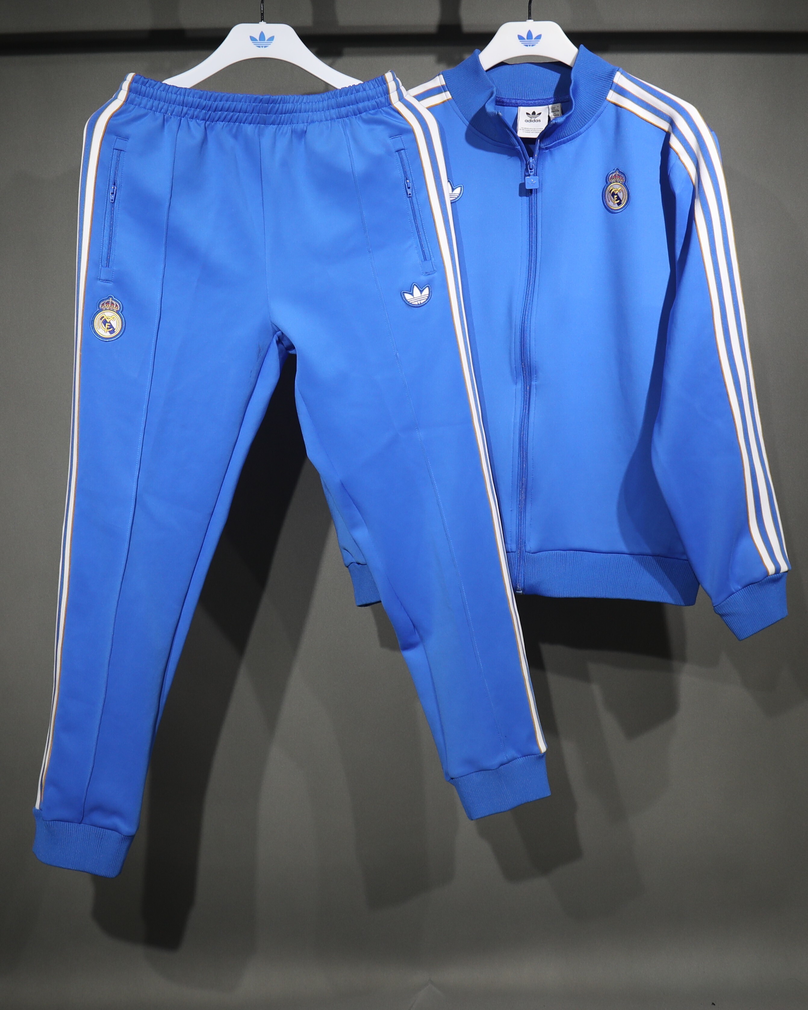 Conjunto Chandal Real Madrid 2025/26 azul