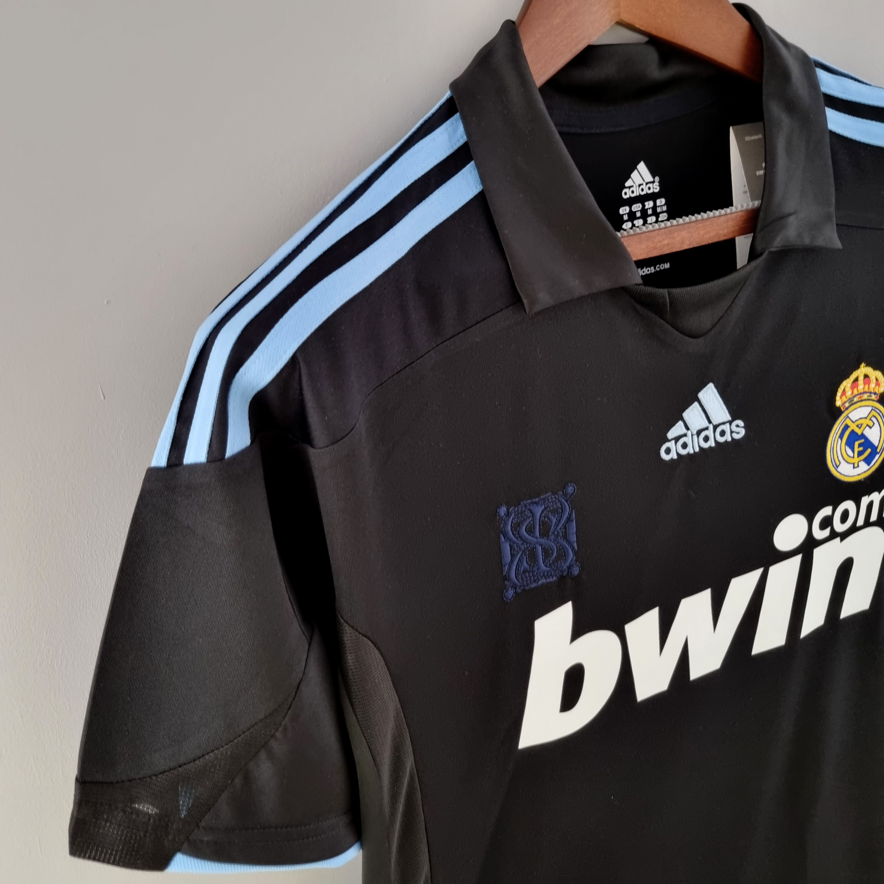 Camiseta Retro Real Madrid 2009/10