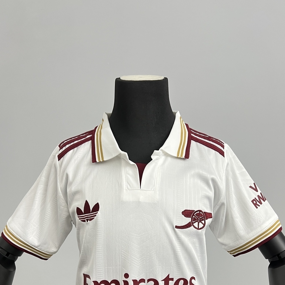 Conjunto Niño Arsenal 2025/26  (Tercera equipación)