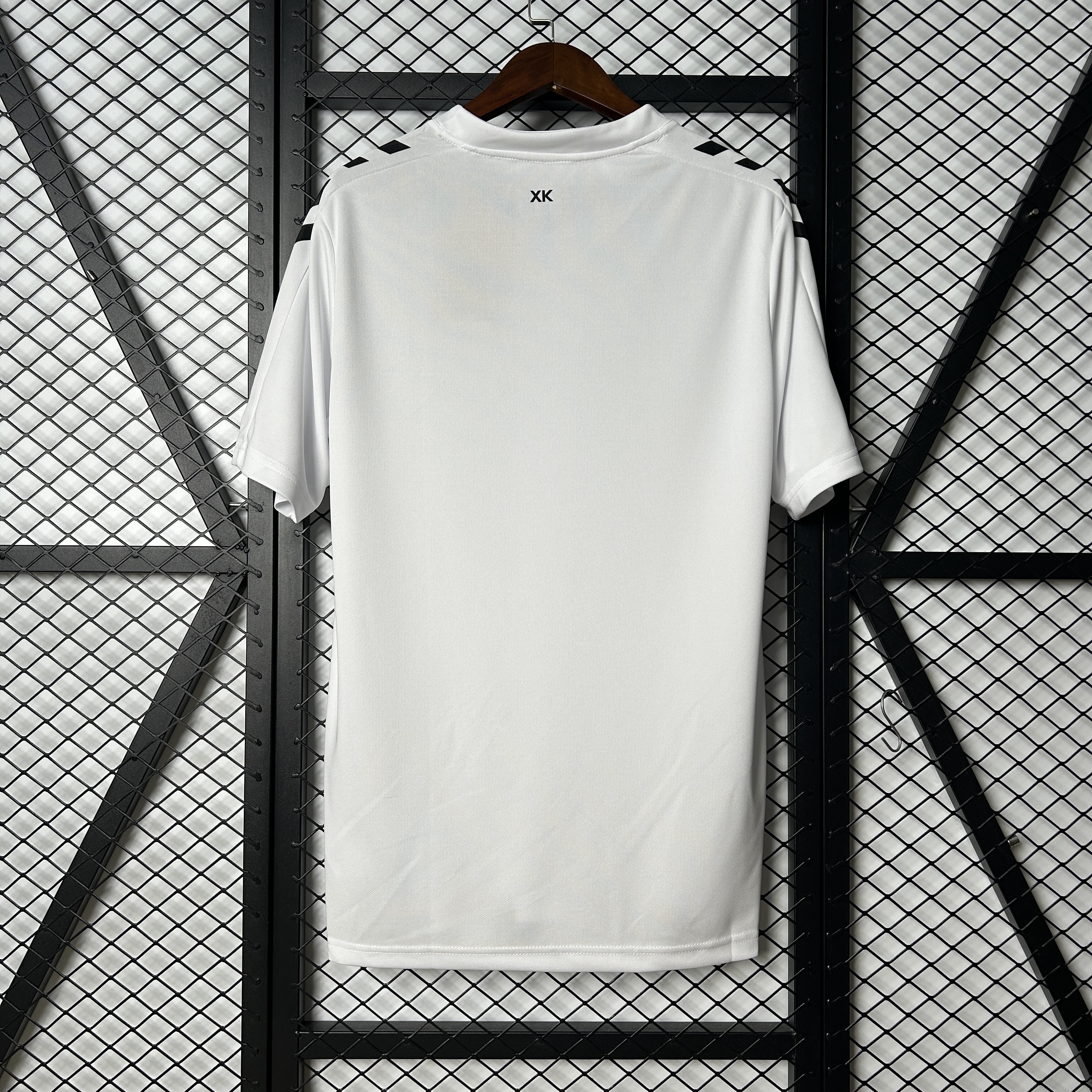 Camiseta Real Betis edición especial 2025/26 negra y blanca