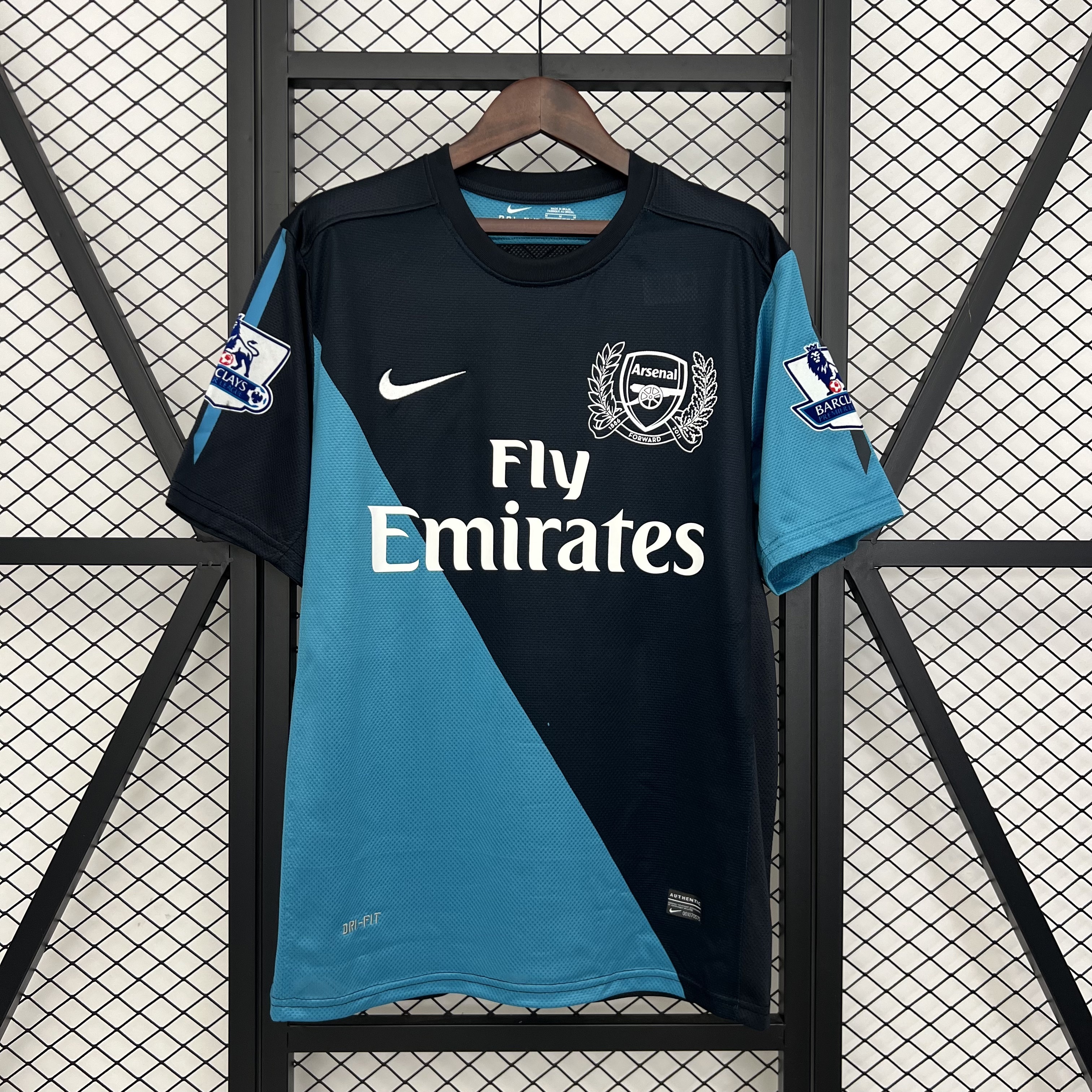 Camiseta Retro Arsenal  2011/2012 (Manga corta y larga)