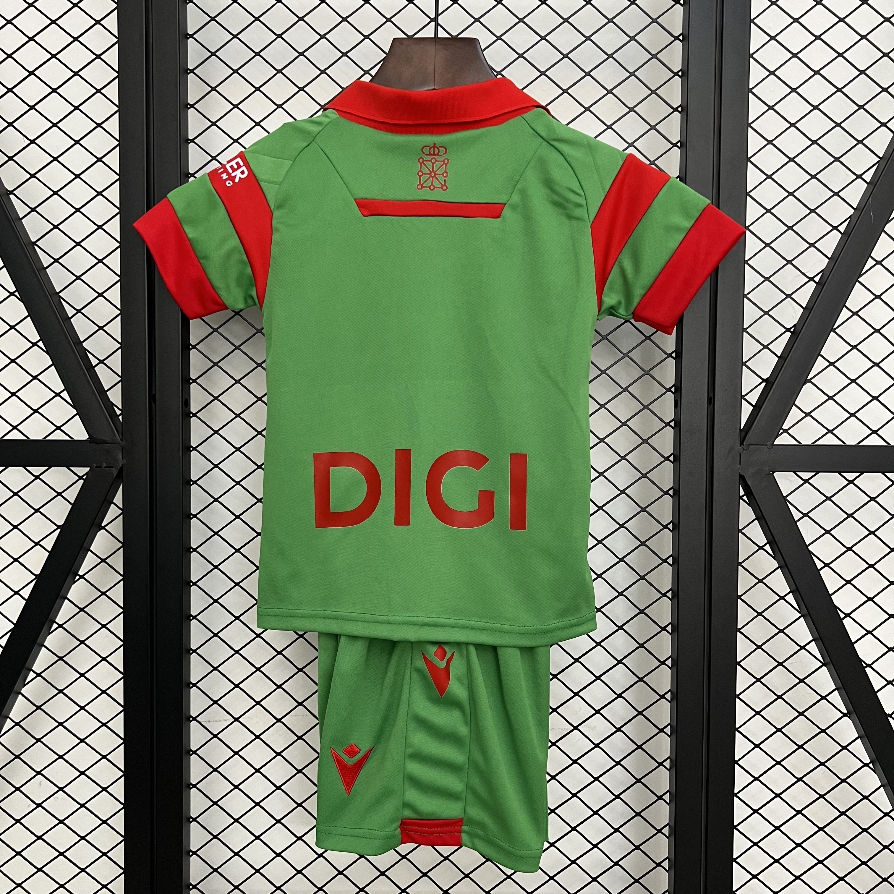 Conjunto Niños Osasuna 2025/26 (segunda equipacion)