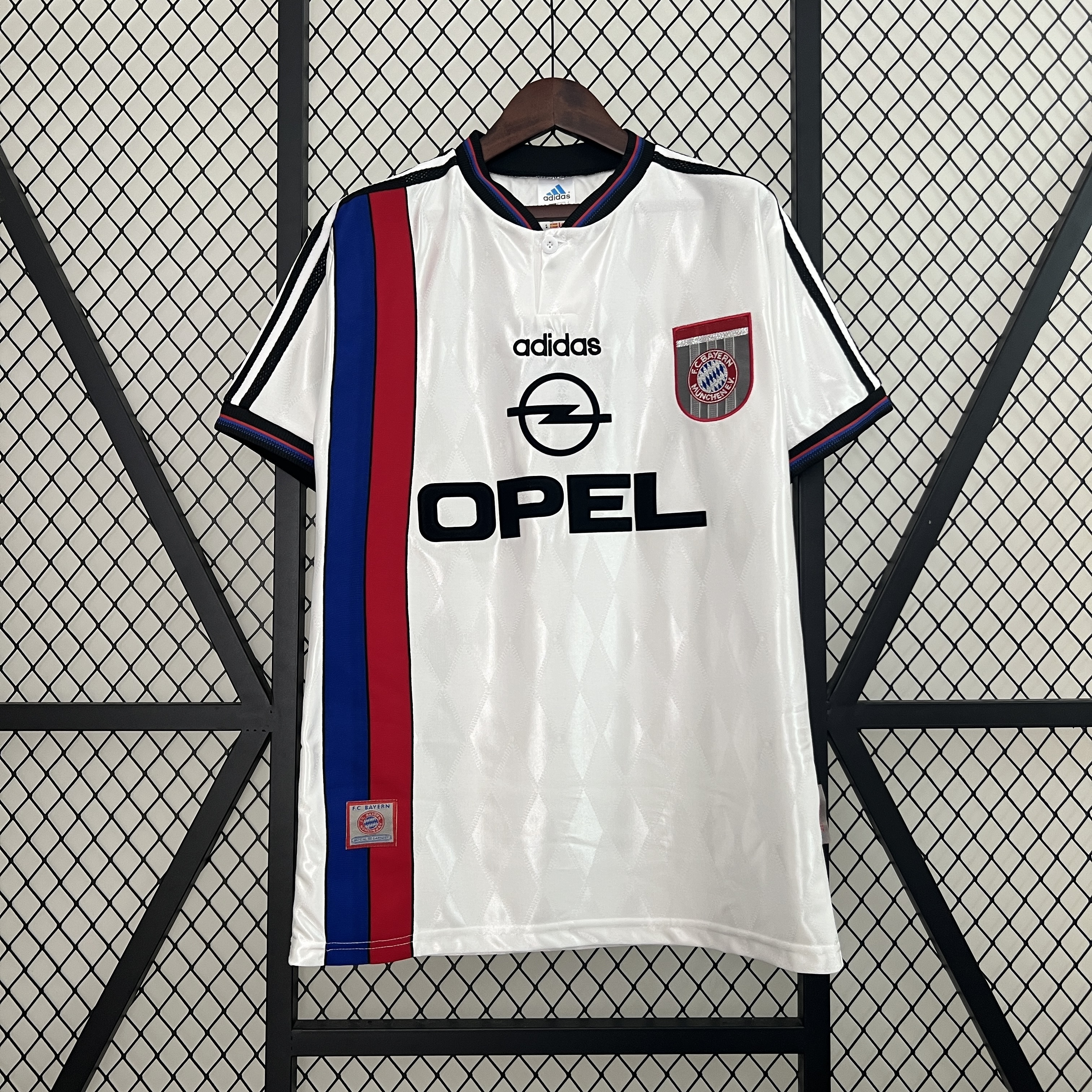 Camiseta Retro Bayern Munich 1996/97 (Segunda equipación)