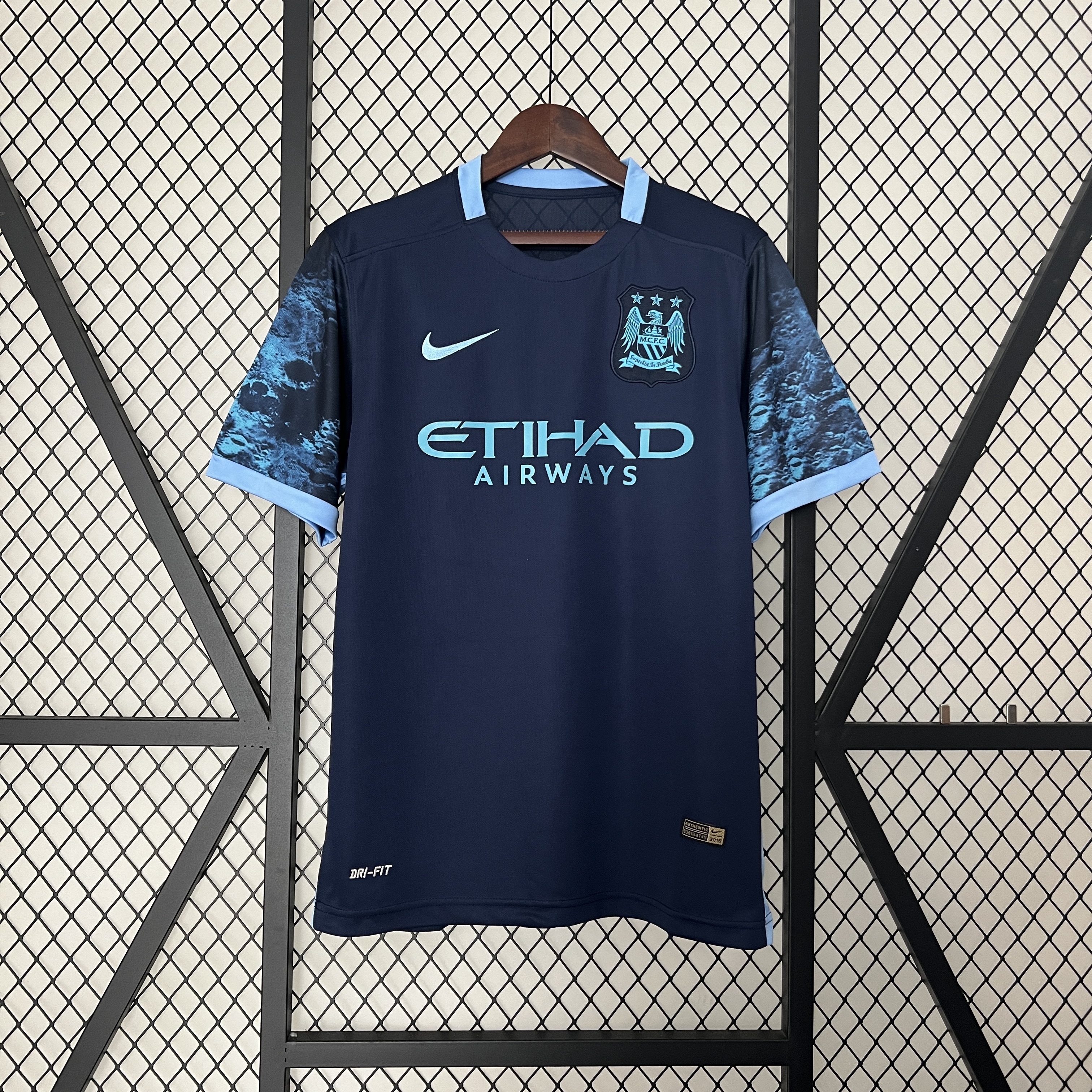 Camiseta Retro Manchester City 2015/16
