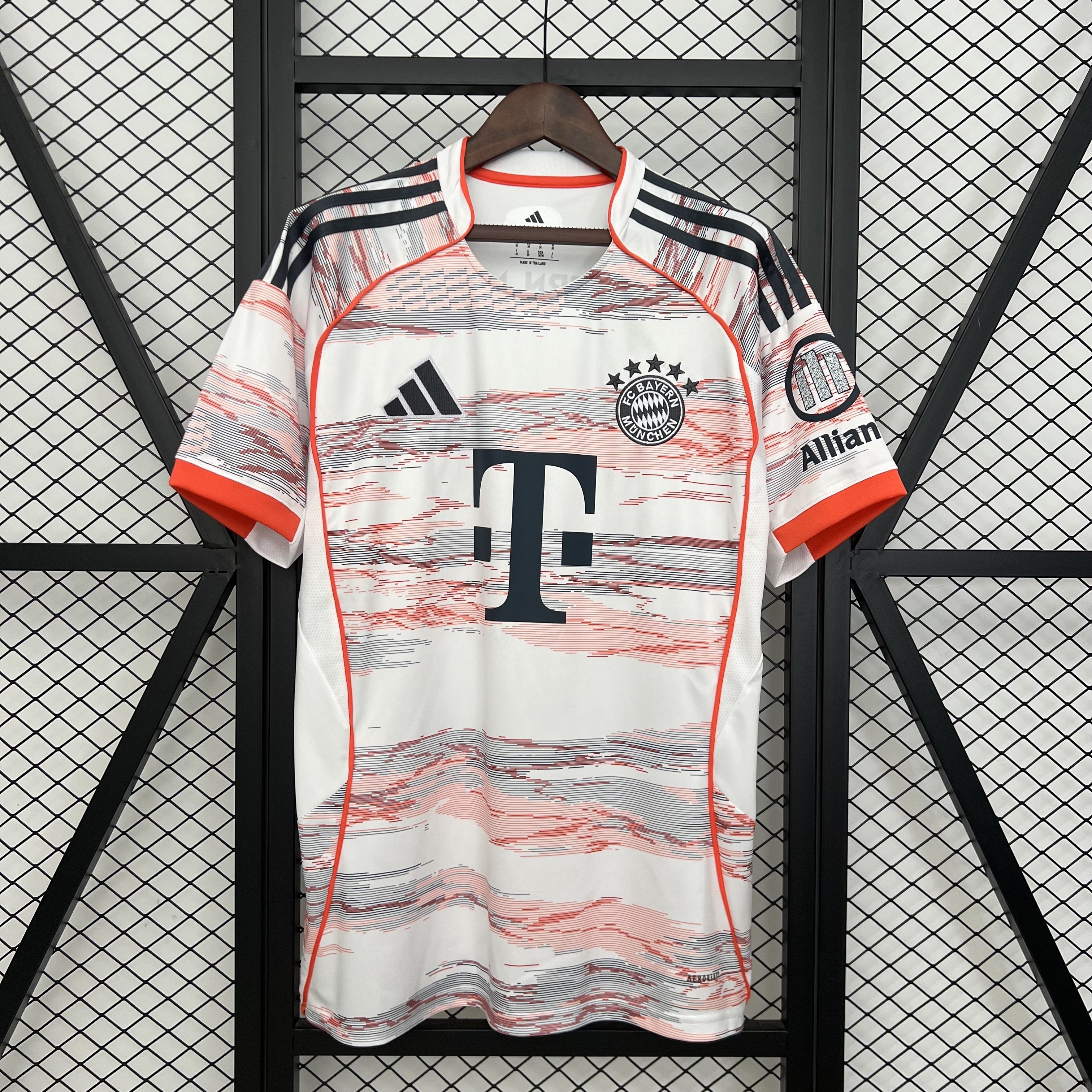 Camiseta Bayern Munich 2025/26 (Segunda equipación)