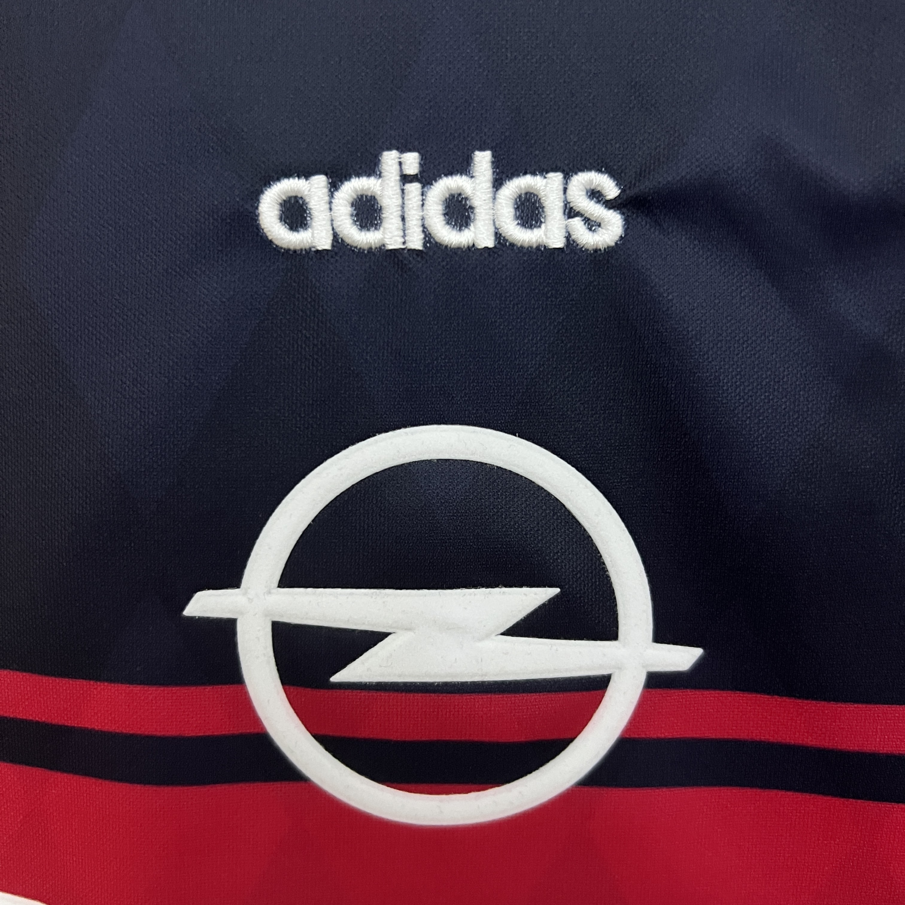 Conjunto niño Bayern Munich 1997/98 (Primera equipación)