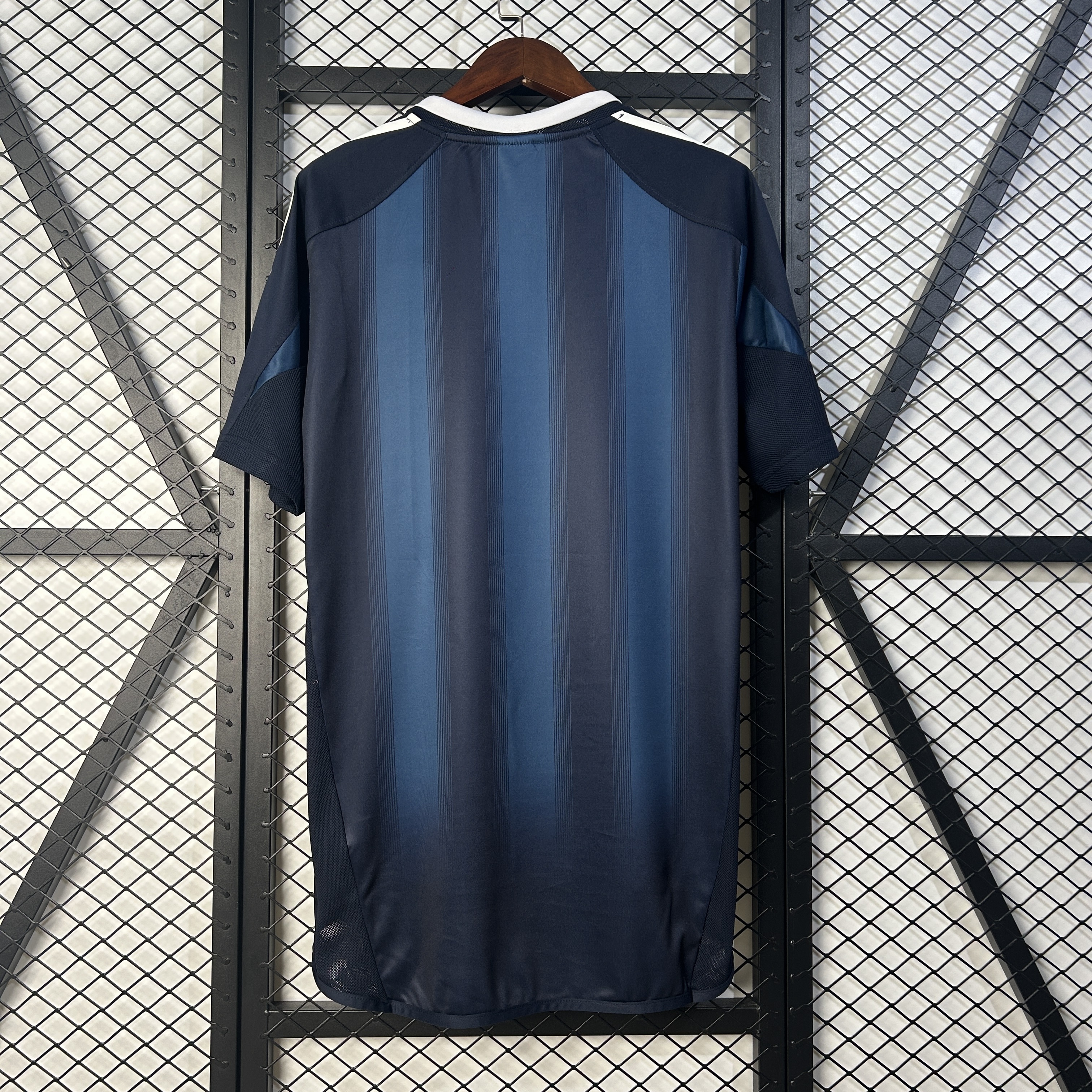 Camiseta Retro Newcastle United 2005/06 