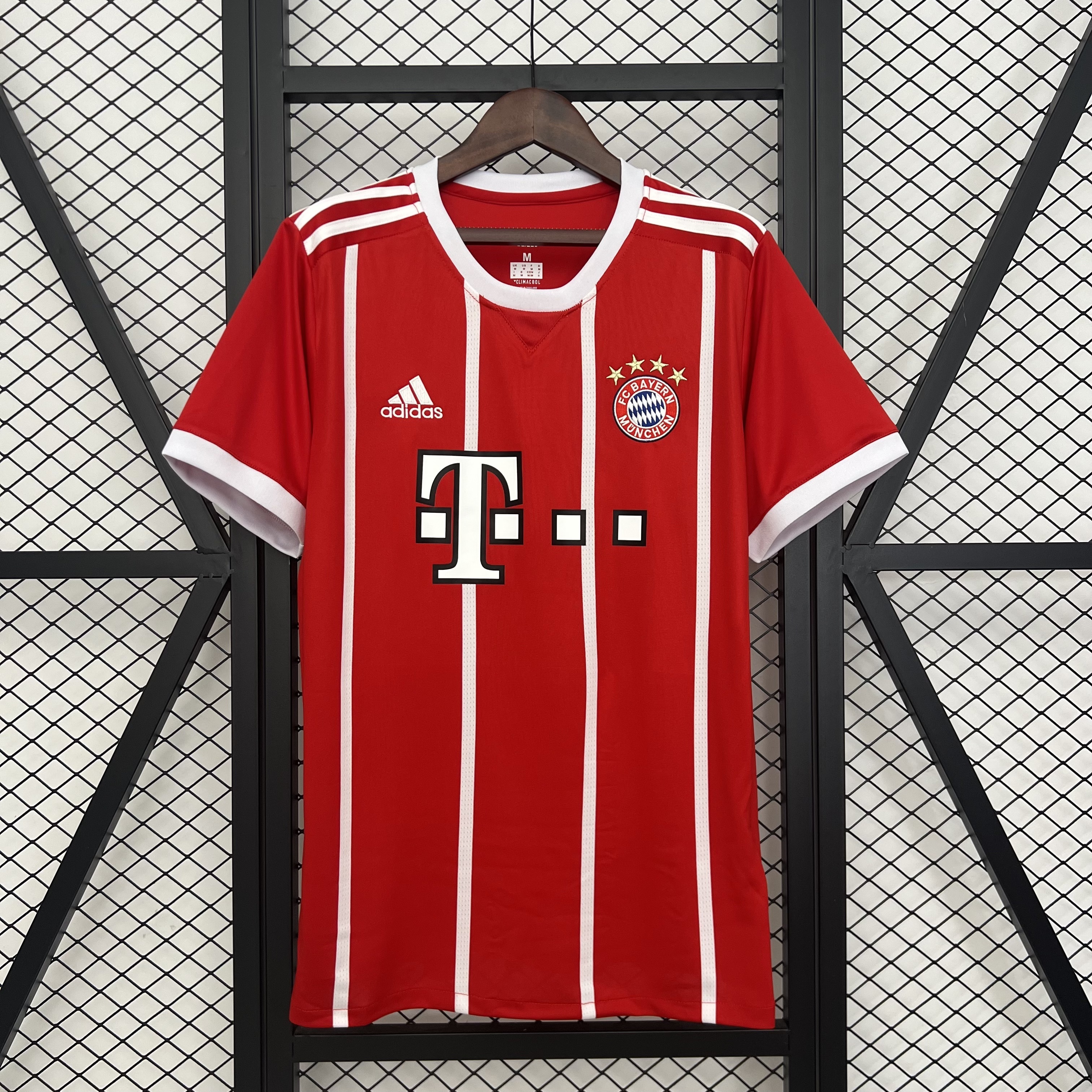 Camiseta Retro Bayern Munich 2017/18 (Primera equipación)