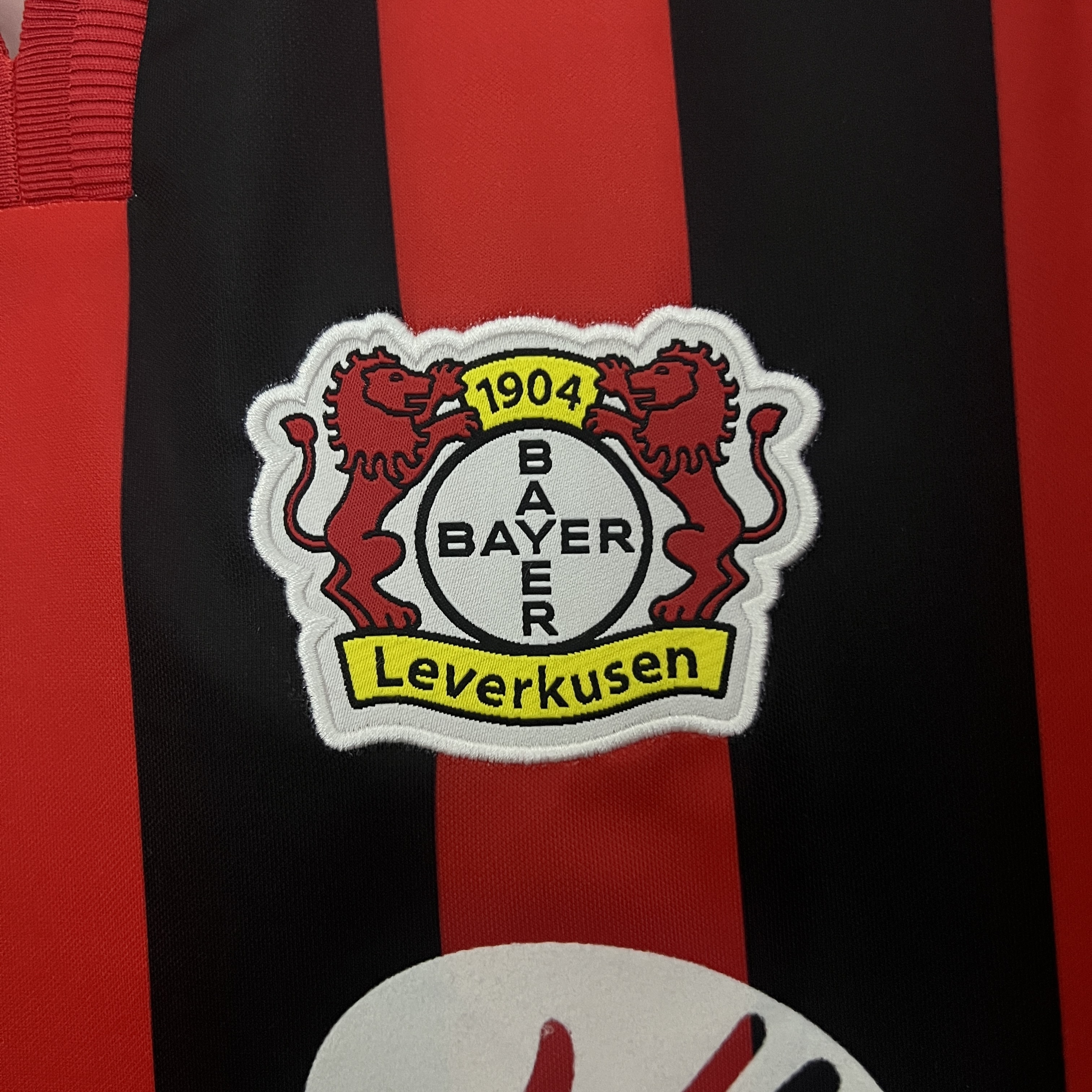 Camiseta Retro Bayer Leverkusen 2001/02  (Primera equipación)