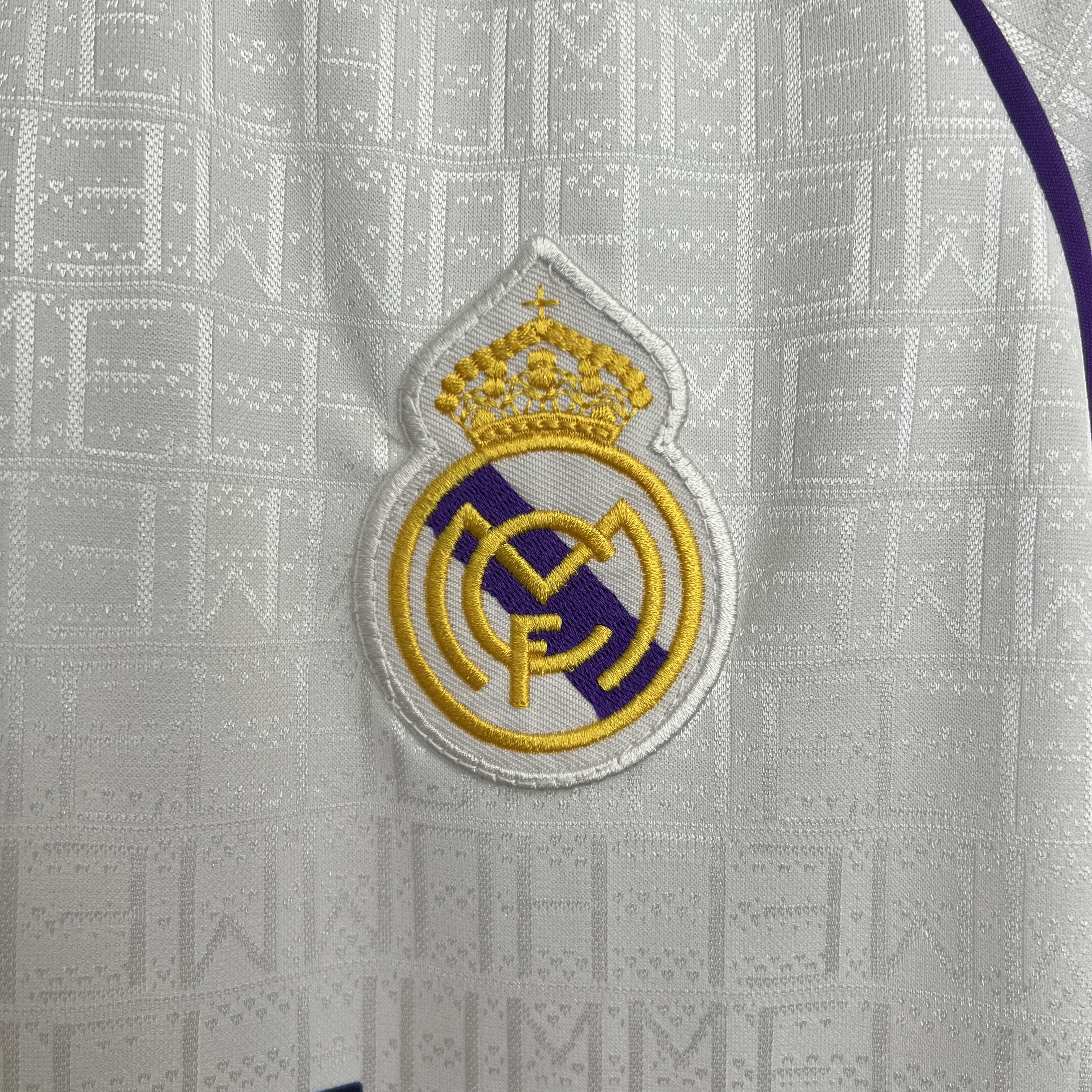 Camiseta Retro Real Madrid 1990/91 