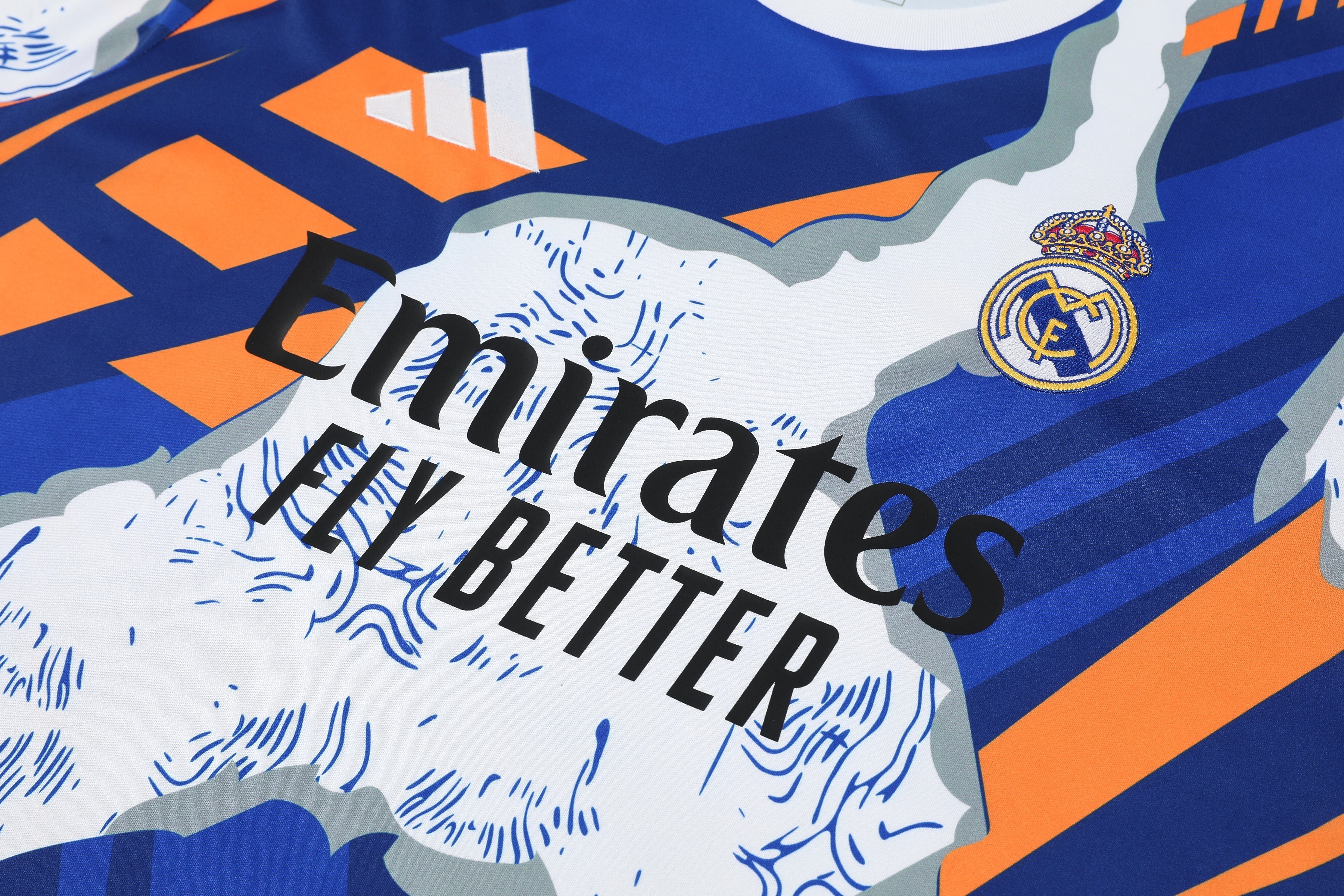 Edicion especial conjunto entrenamiento Real Madrid 2025/26 