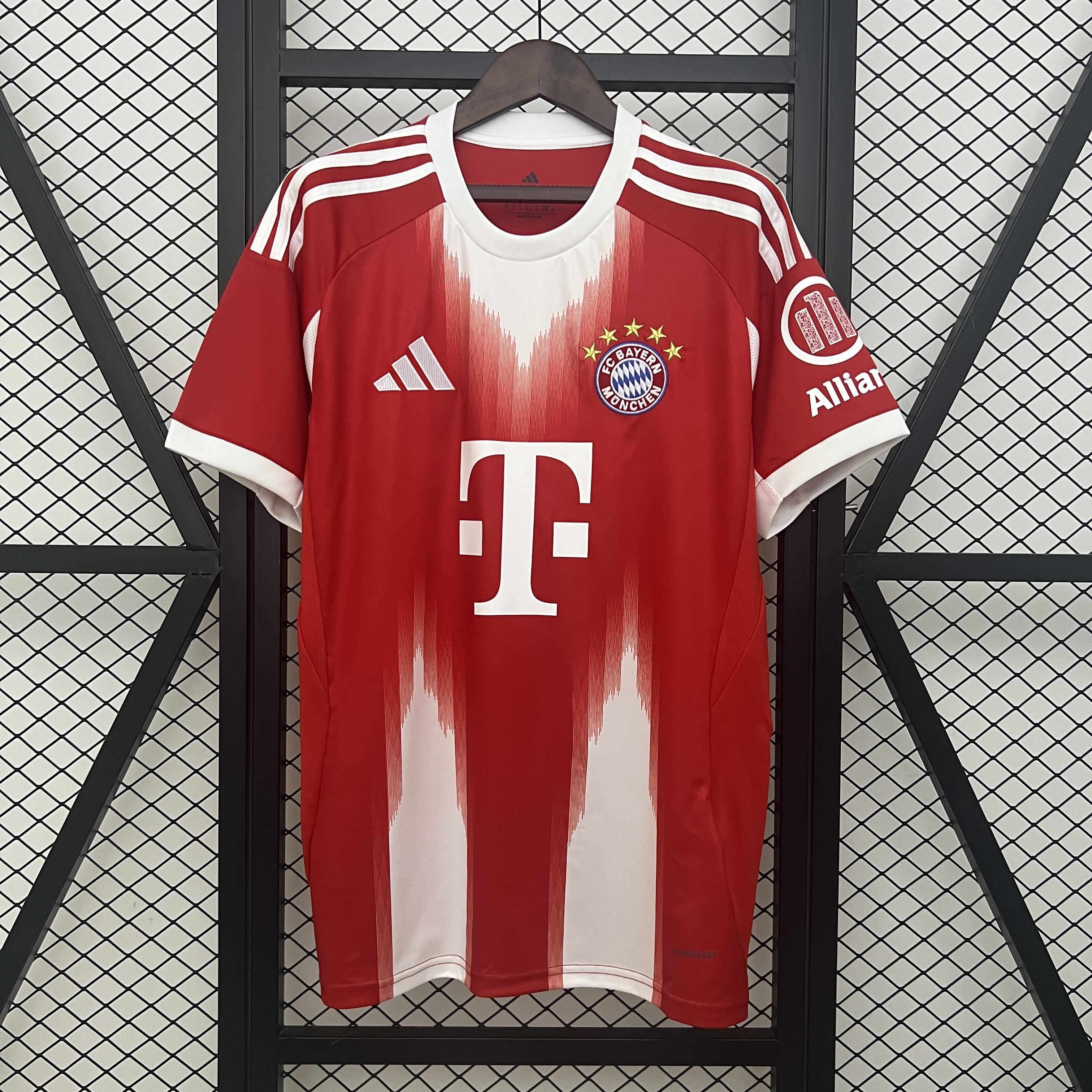 Camiseta Bayern Munich 2025/26 (Primera equipación)