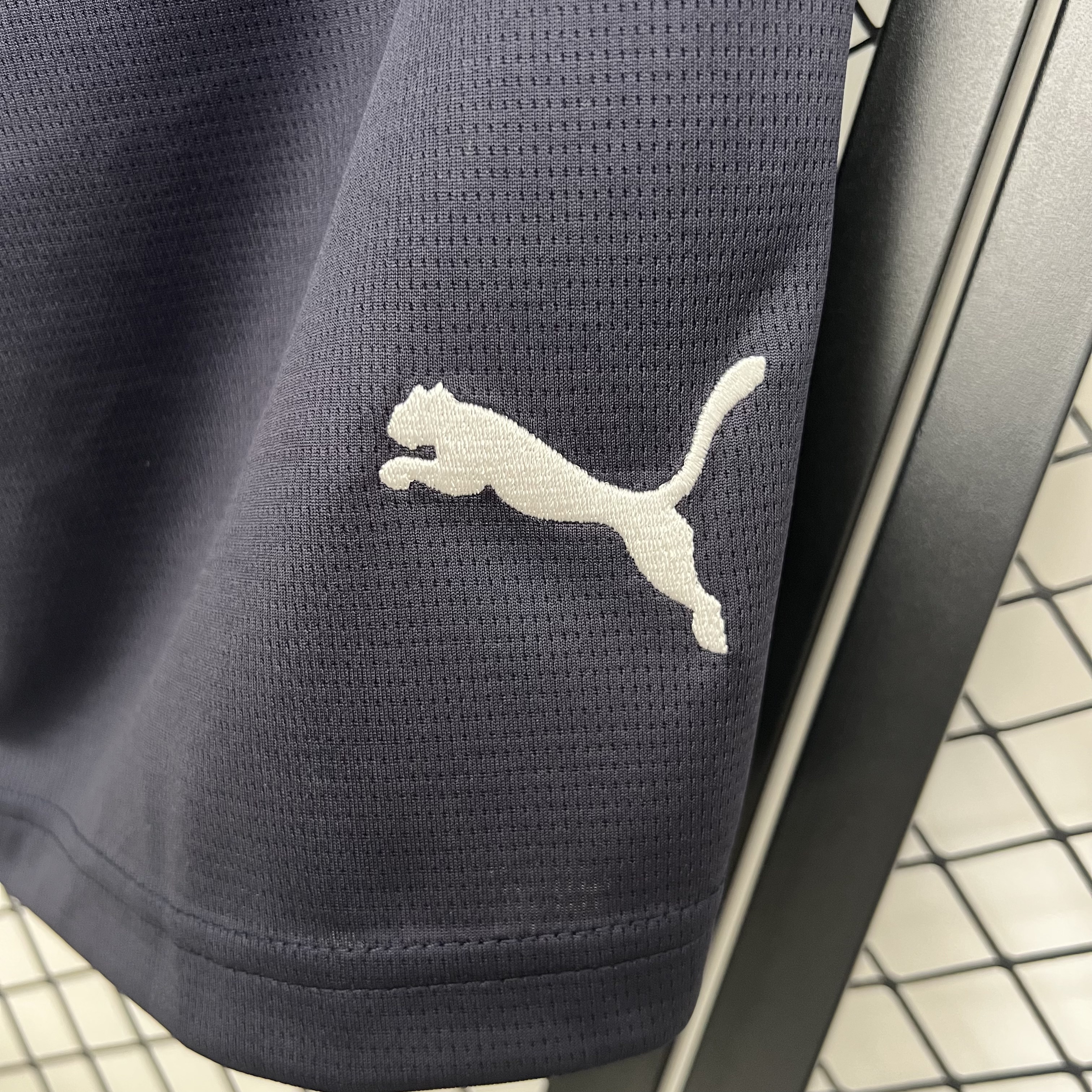 Pantalones cortos oscuros Manchester City 25/26