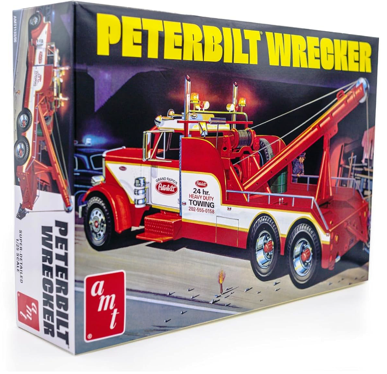 AMT Peterbilt Wrecker Model Kit 1/25 Scale Tow Truck New
