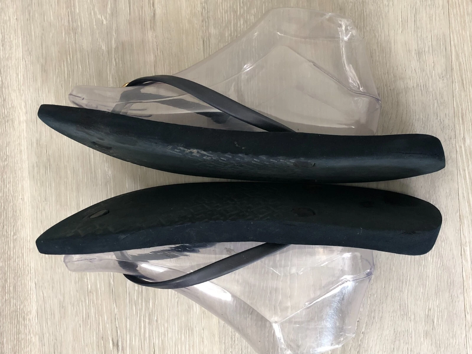 Tory Burch  Rubber Thin Flip Flop Thong Sandal