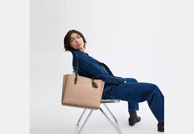 Mollie Tote Bag In Signature Canvas