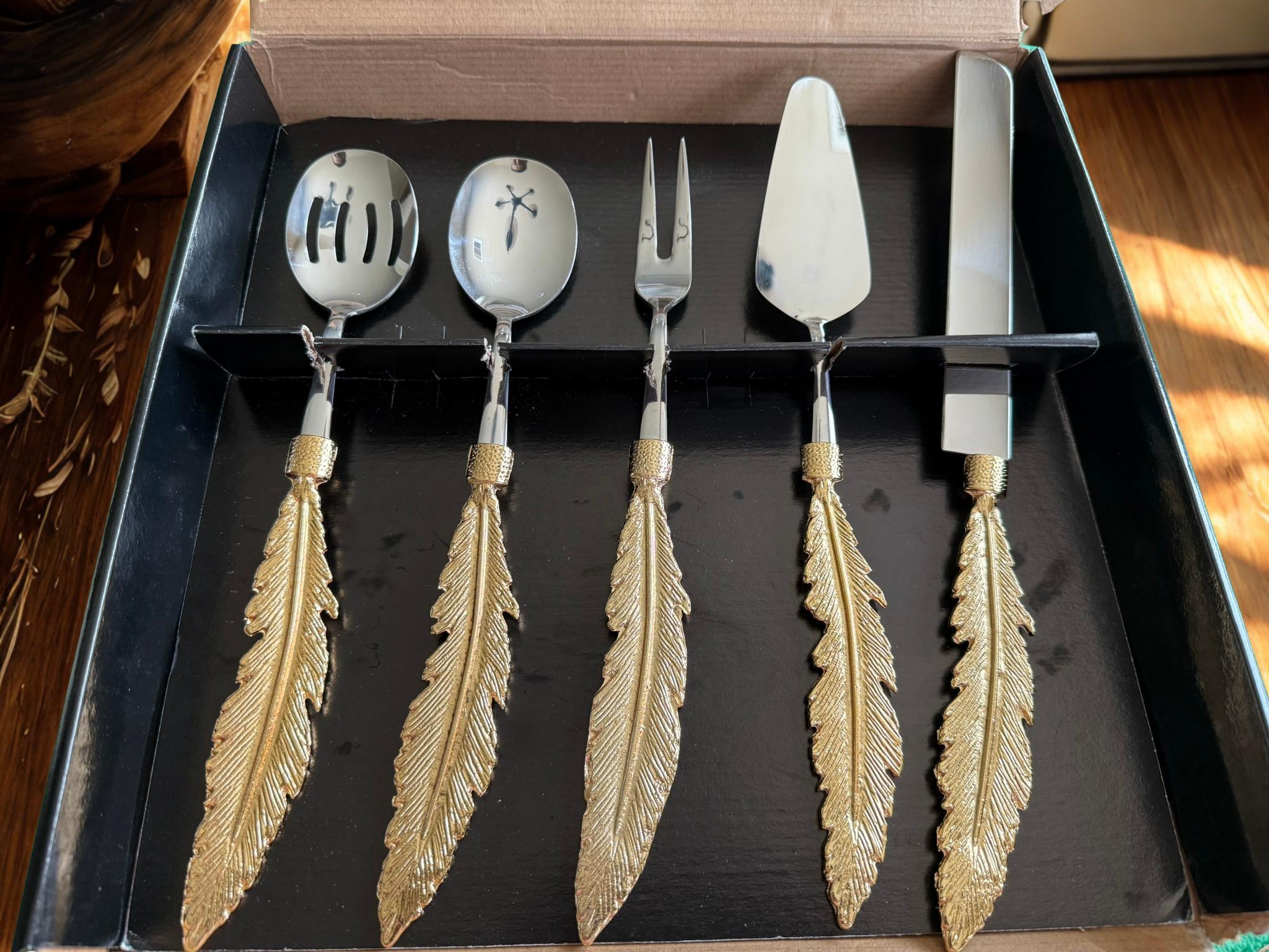 Luxurious Gold Feather Handle Serving Set - 5