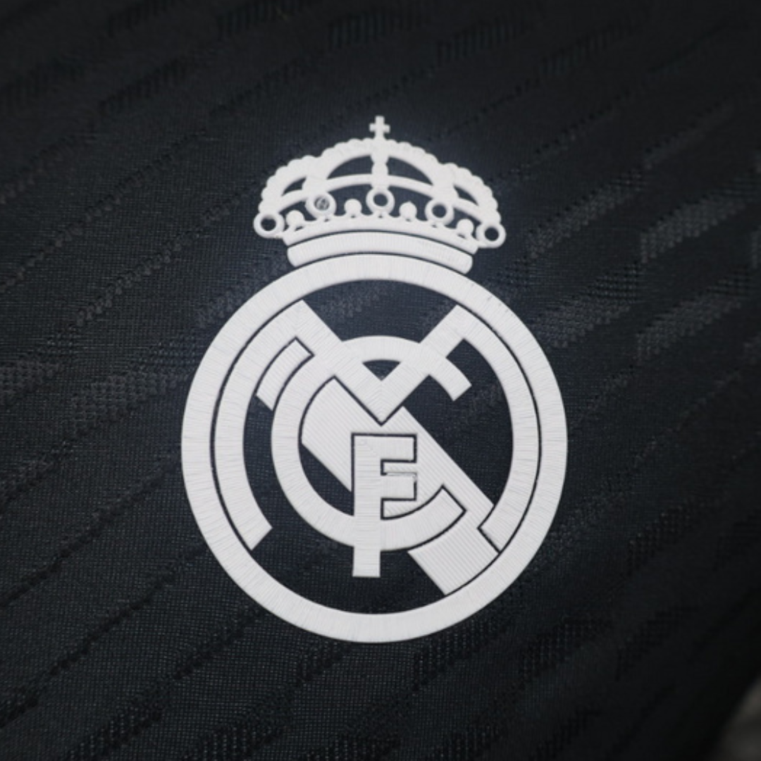 Cuarta Equipación Real Madrid Y3 21/22