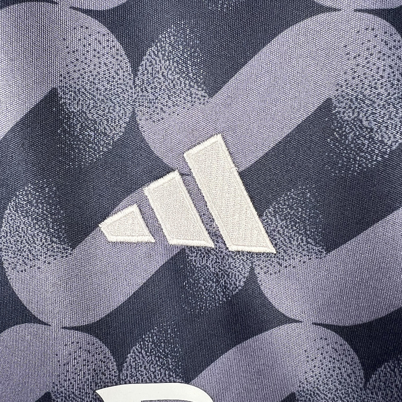 Camiseta Visitante Real Madrid 23/24