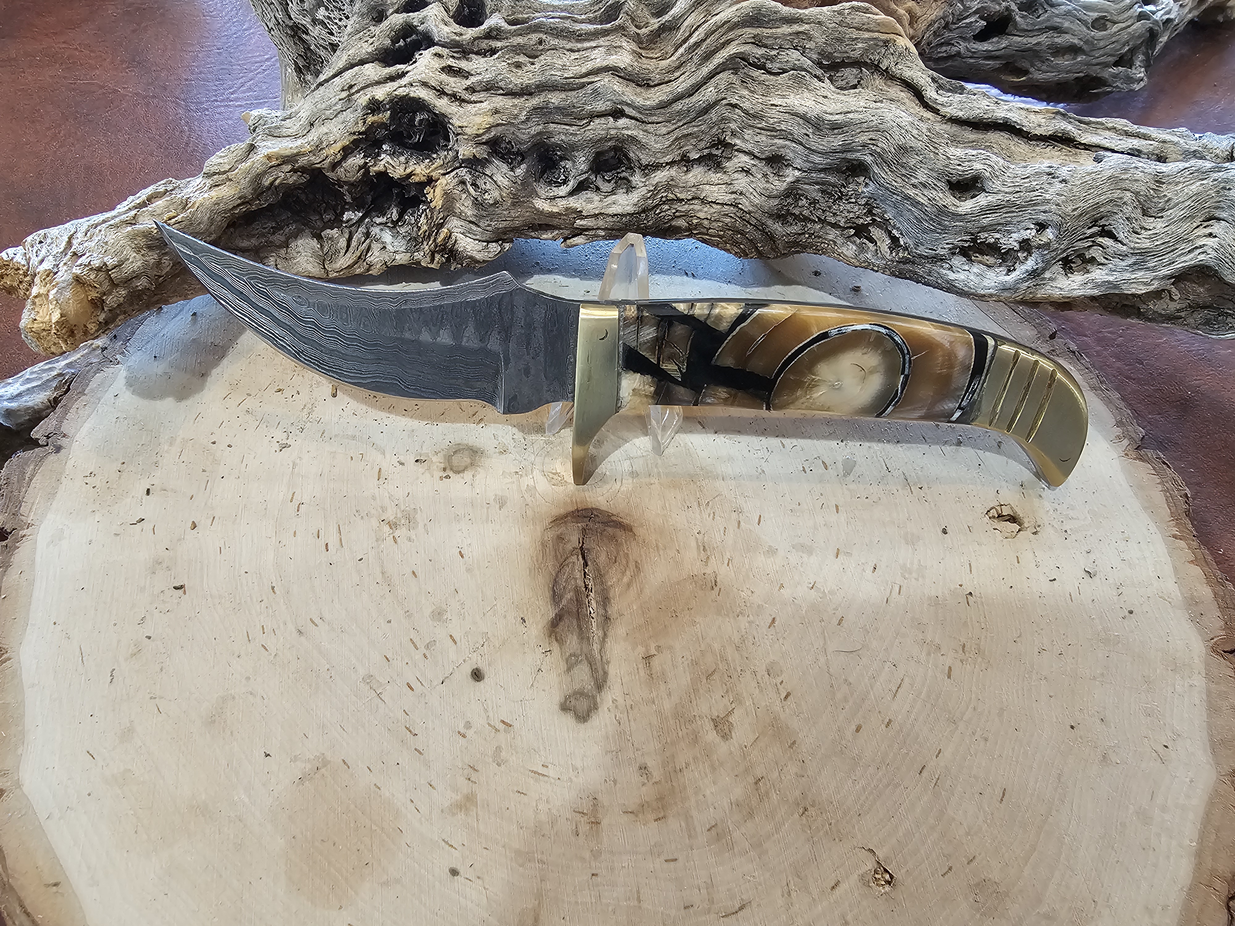 Fixed blade damascus knife with Woolly Mammoth Tusk handle