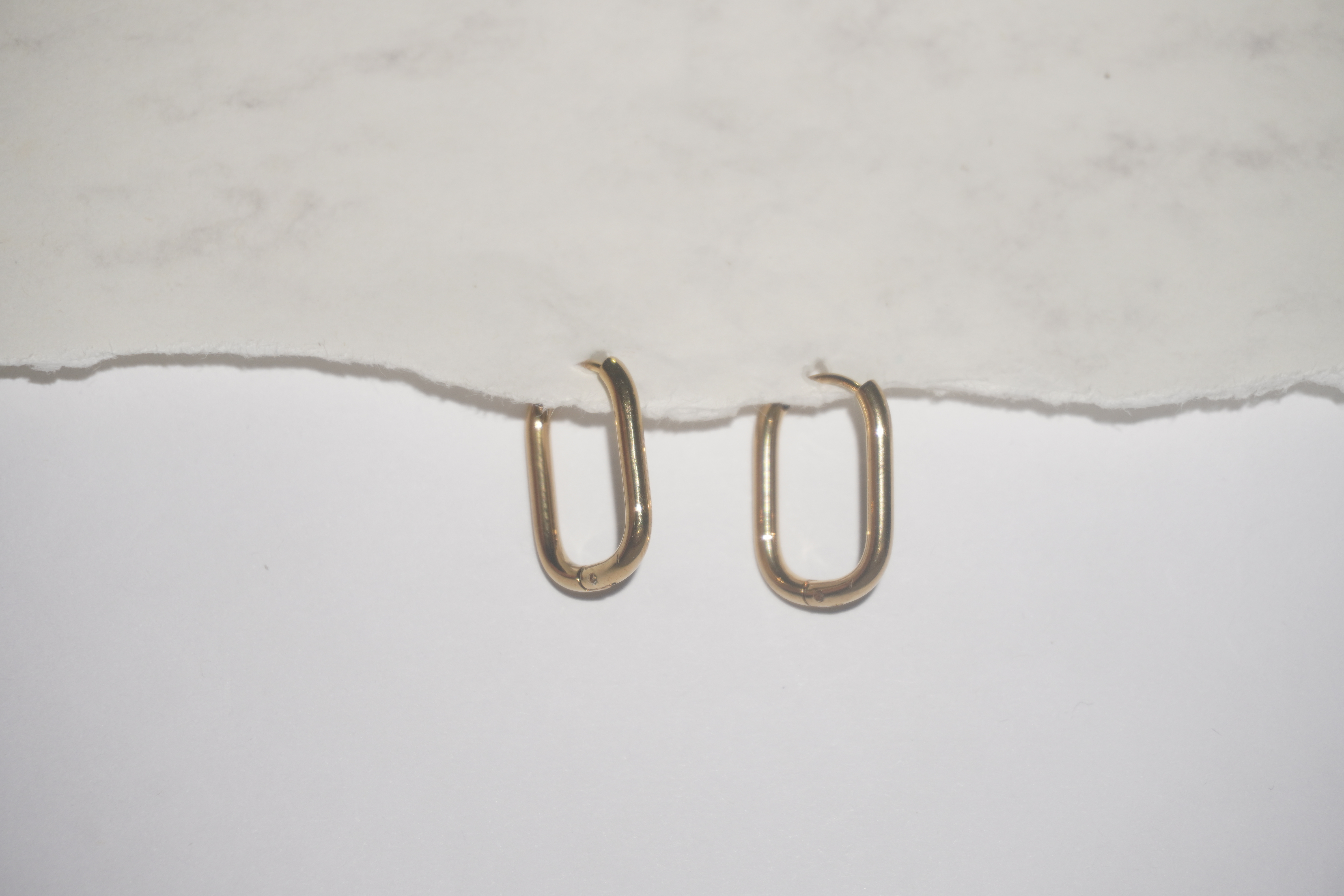 Arracadas ovaladas doradas