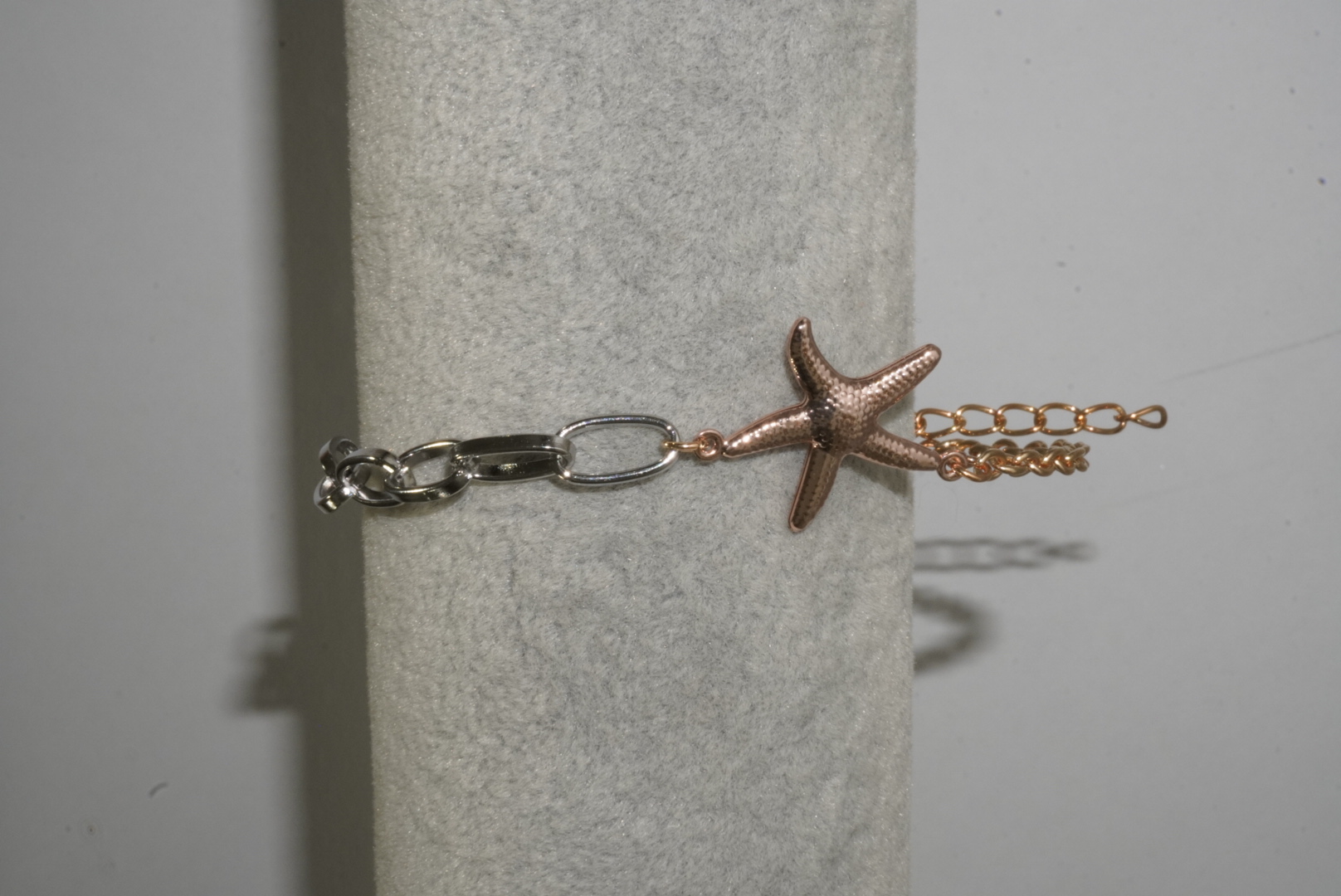 Pulsera tricolor con estrella de mar 