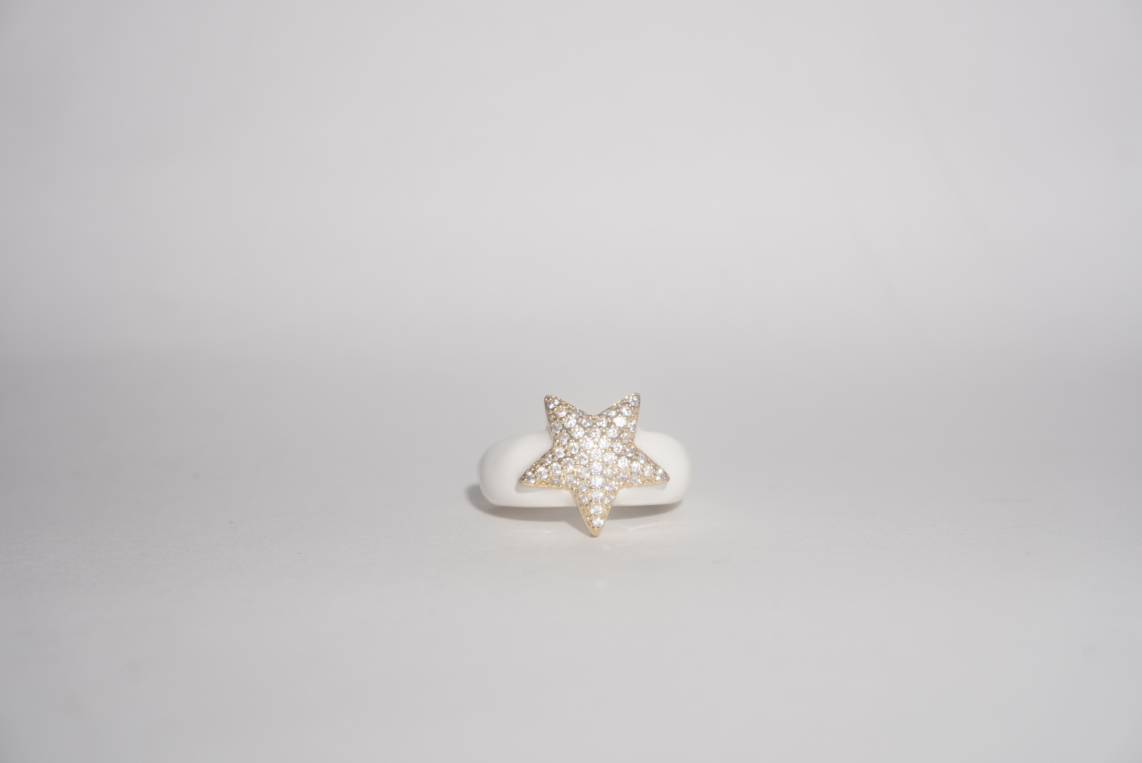 Anillo ajustable estrella y brillos