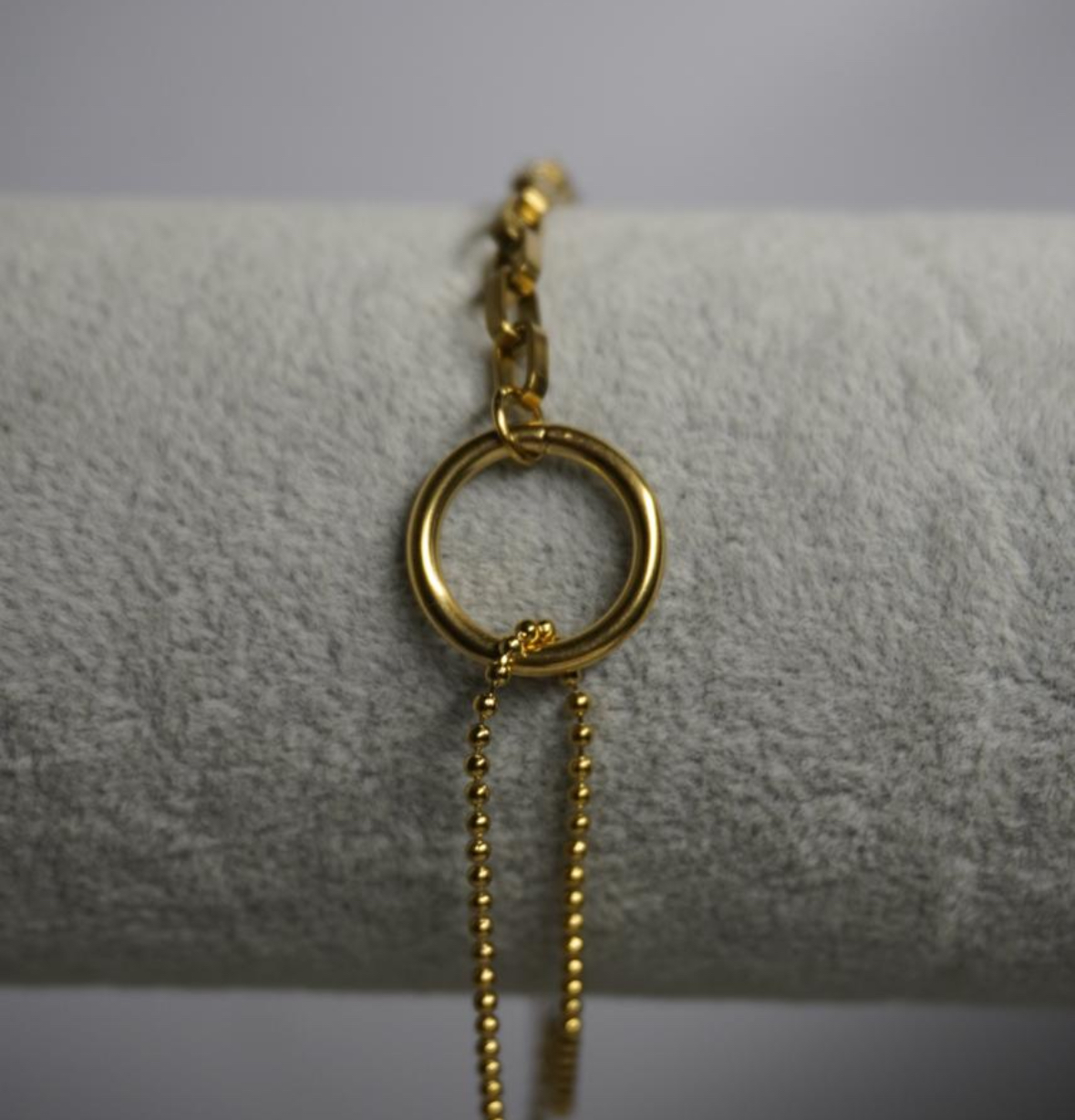 Pulsera dorada doble cadena