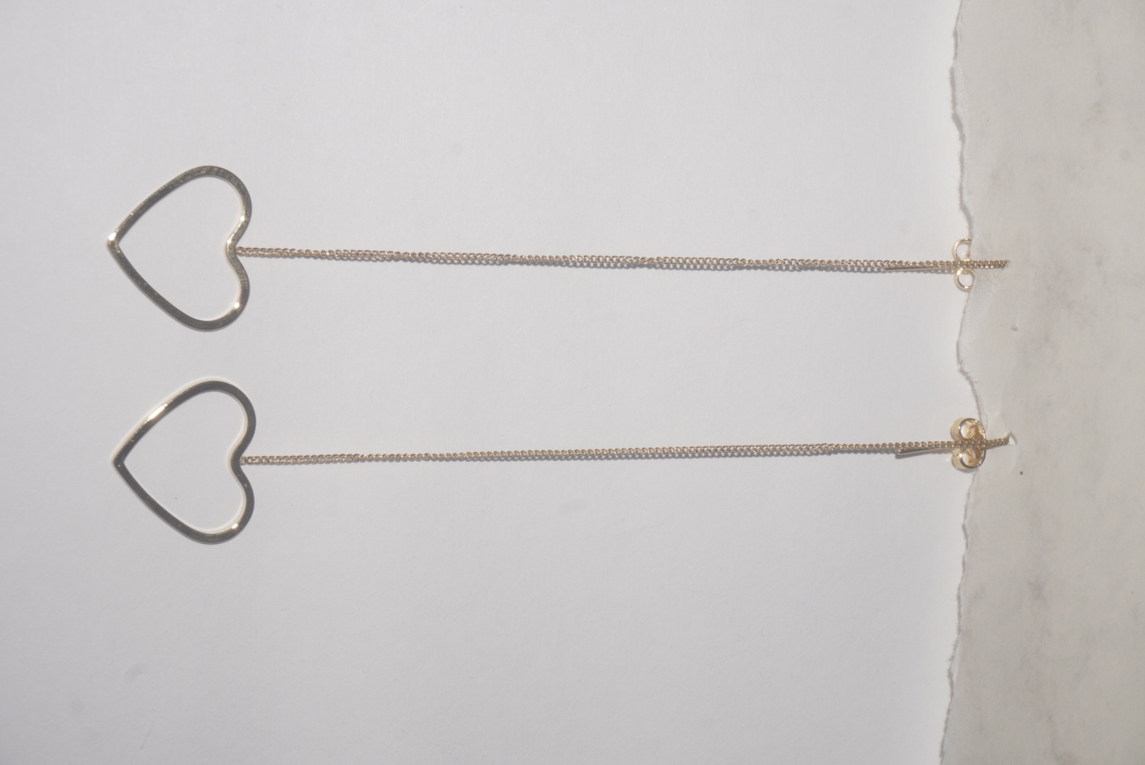 Aretes largos de corazon 