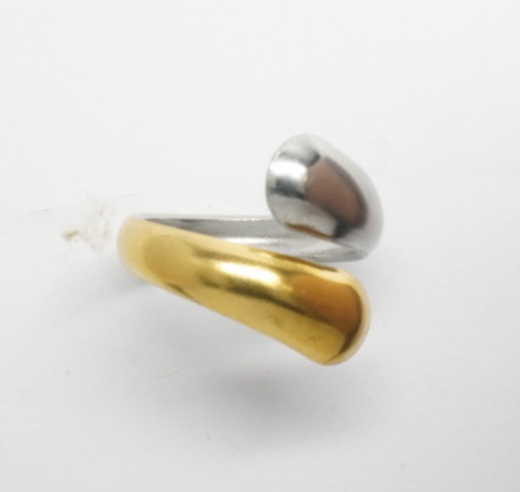 Anillo Bicolor Asimétrico