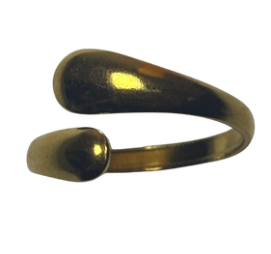 anillo asimétrico dorado