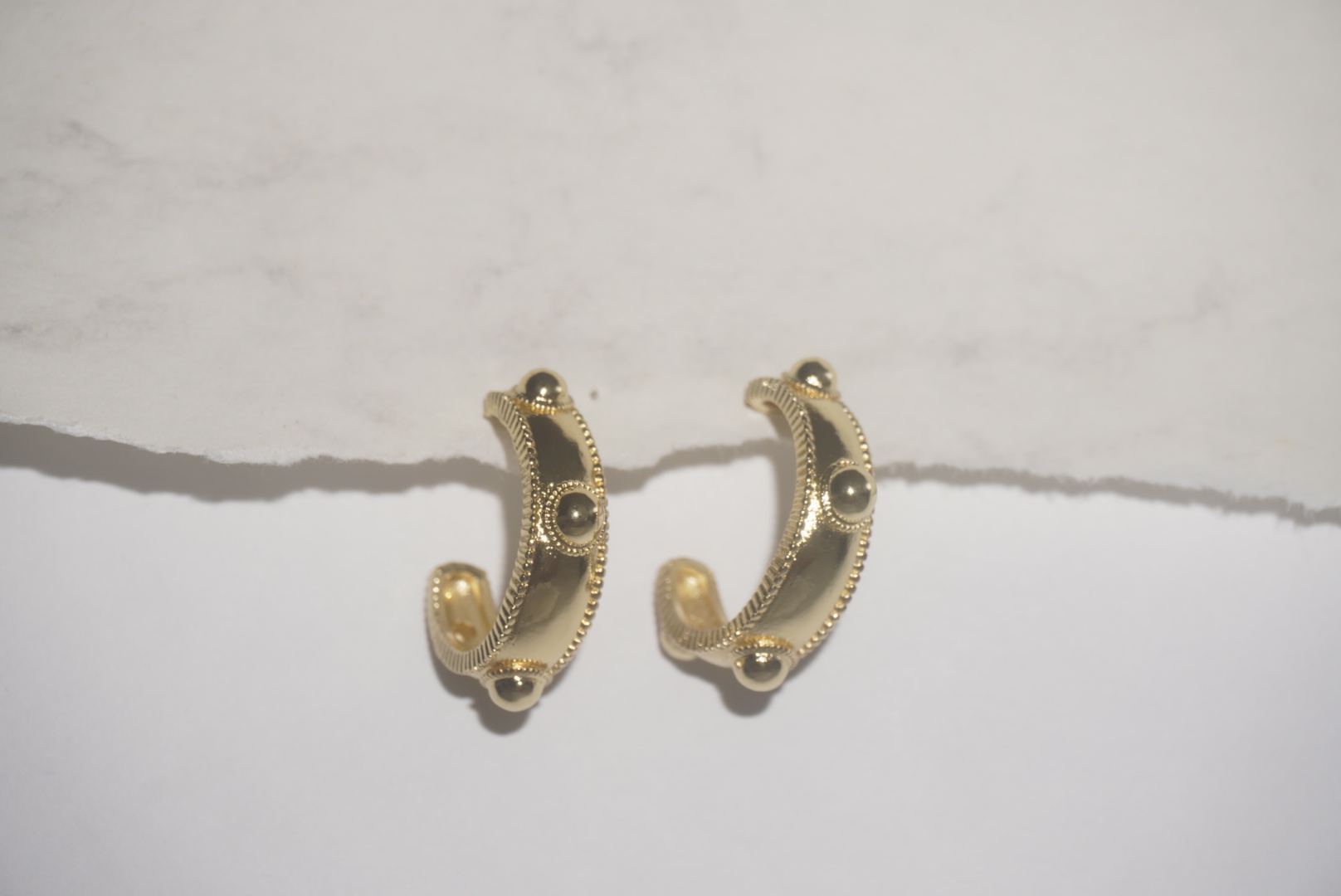 Aretes circulares con bolas