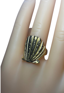 anillo concha en dorado