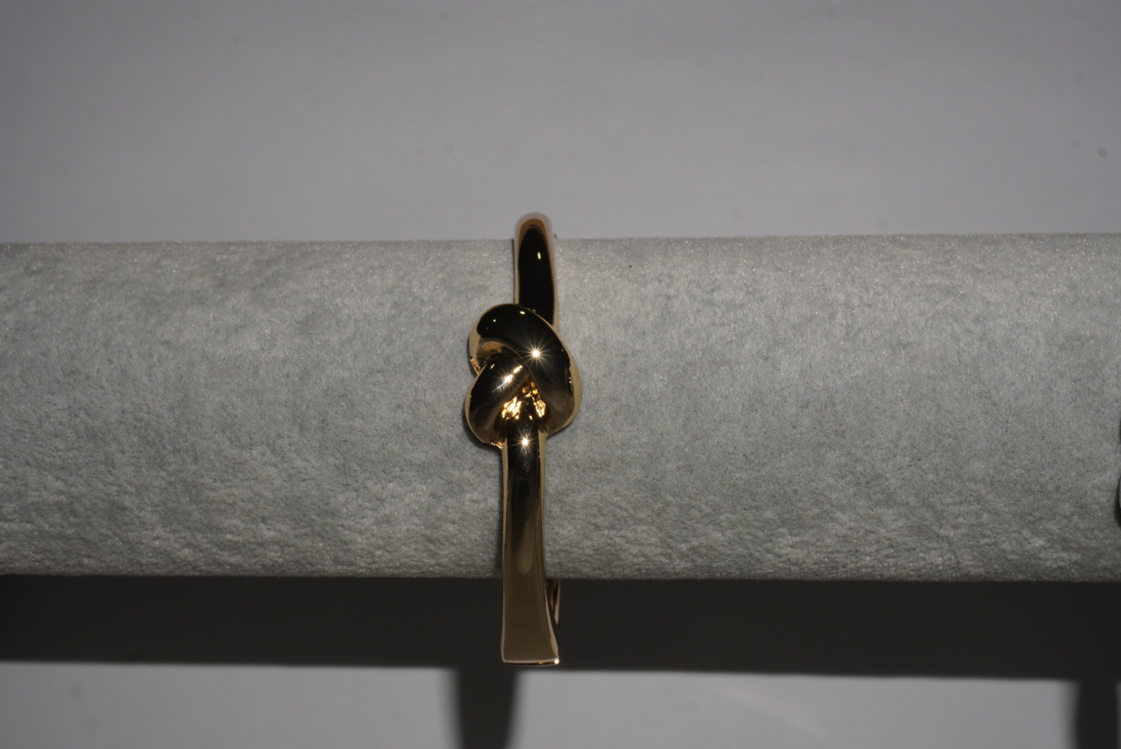 Pulsera nudo grueso dorada