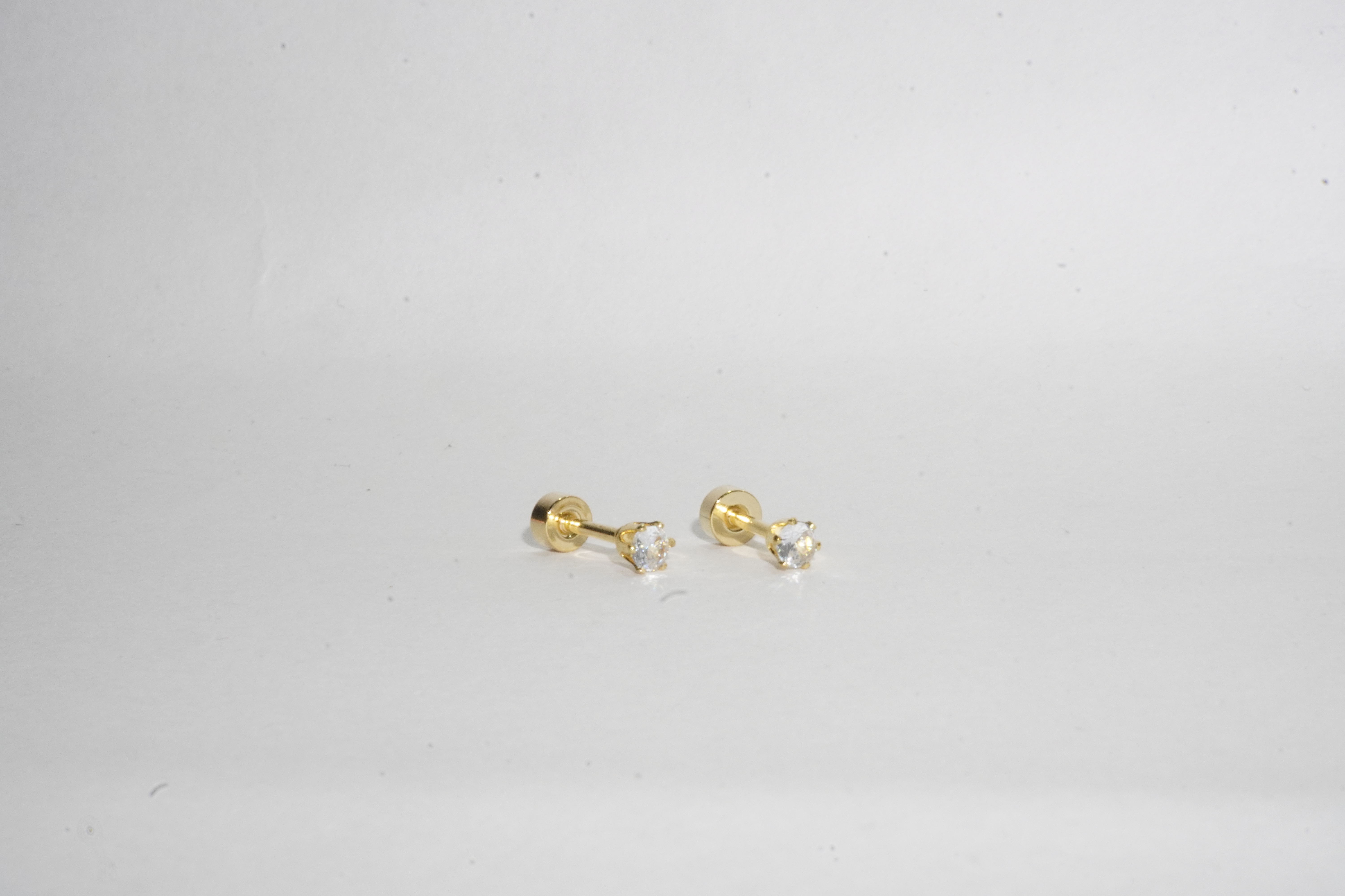 Broquele piedra brillosa circular