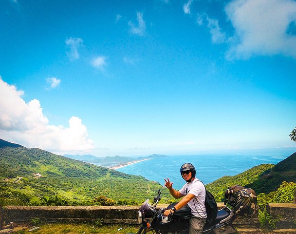 Mini-Boucle du Centre Nord Vietnam : Cols, Cavernes et Sites Historiques 