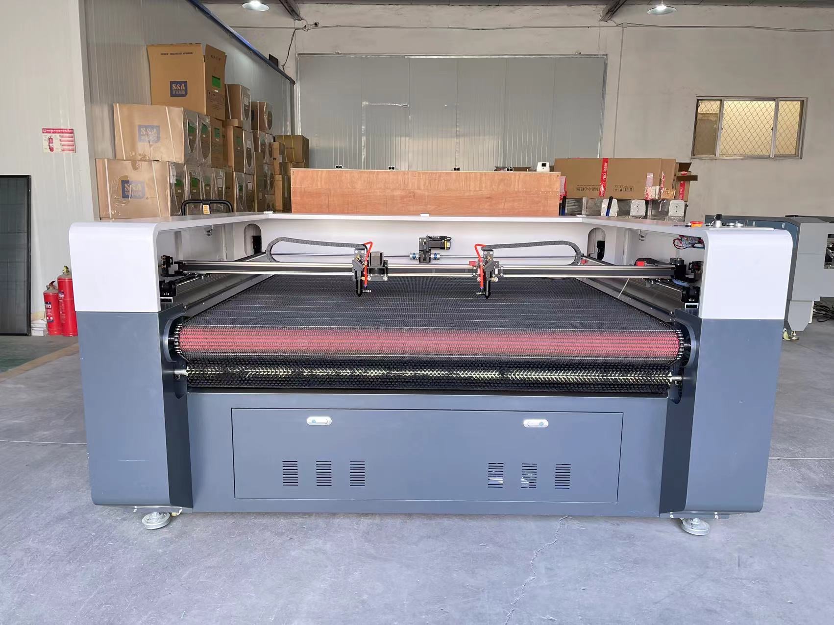 Co2 with CCD Industrial Laser Engraving and Cutting Machine For Leather and Fabric