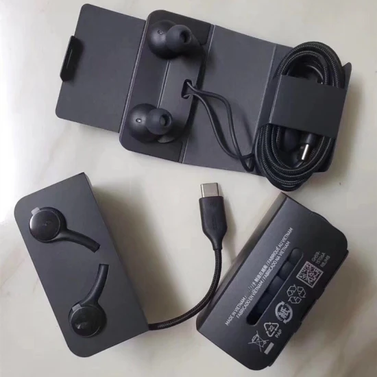 USB-C Wired In-Ear Earphones