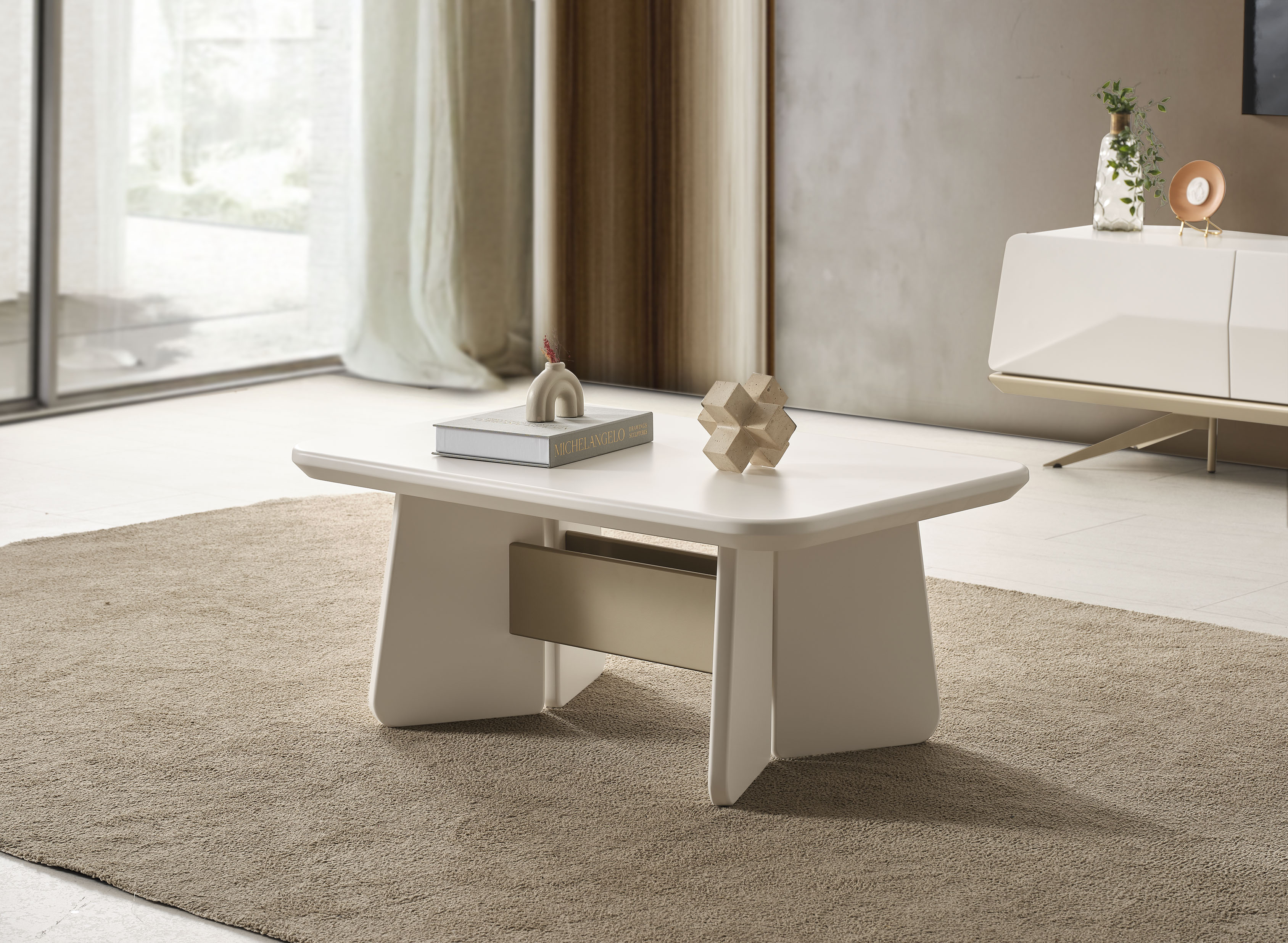 GUCCİ TV ünitesi+Konsol+Yemek Masası