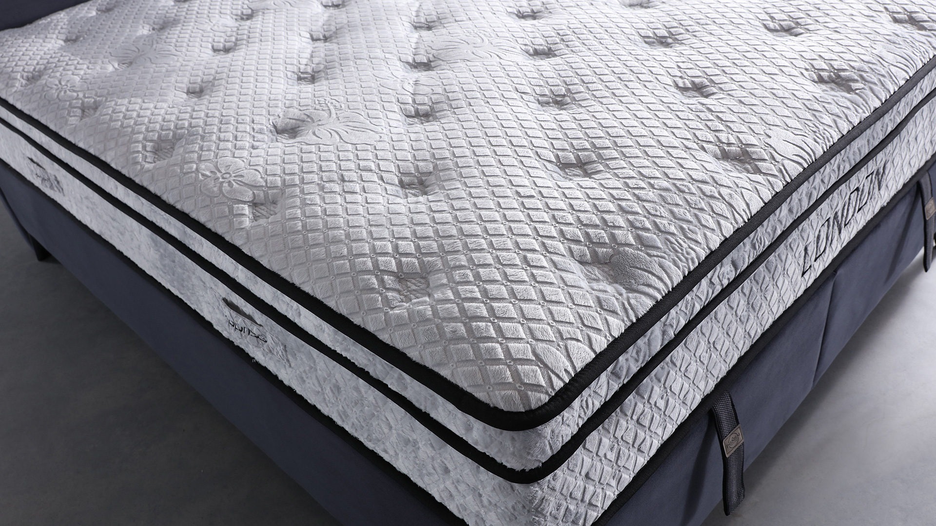 London Antrasit Yatak ve Baza Takımı