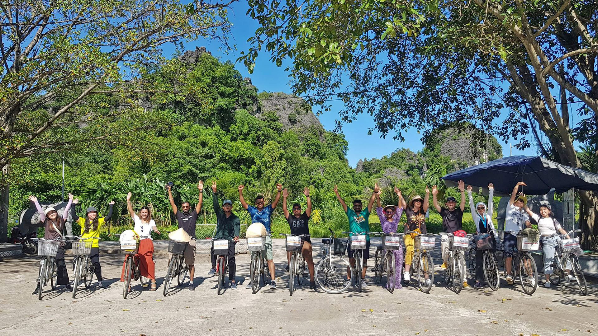 Ninhbinh 2 Days 1 Night :  Hanoi - Cuc Phuong - Tam Coc