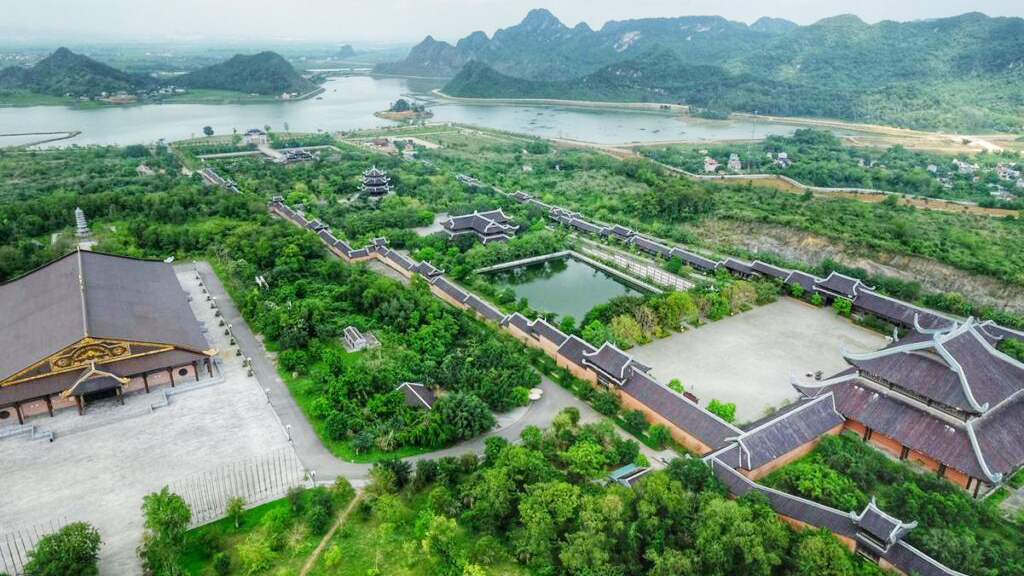 Ninhbinh 2 Days 1 Night :  Hoa Lu - Tam Coc - Bai Dinh - Trang An