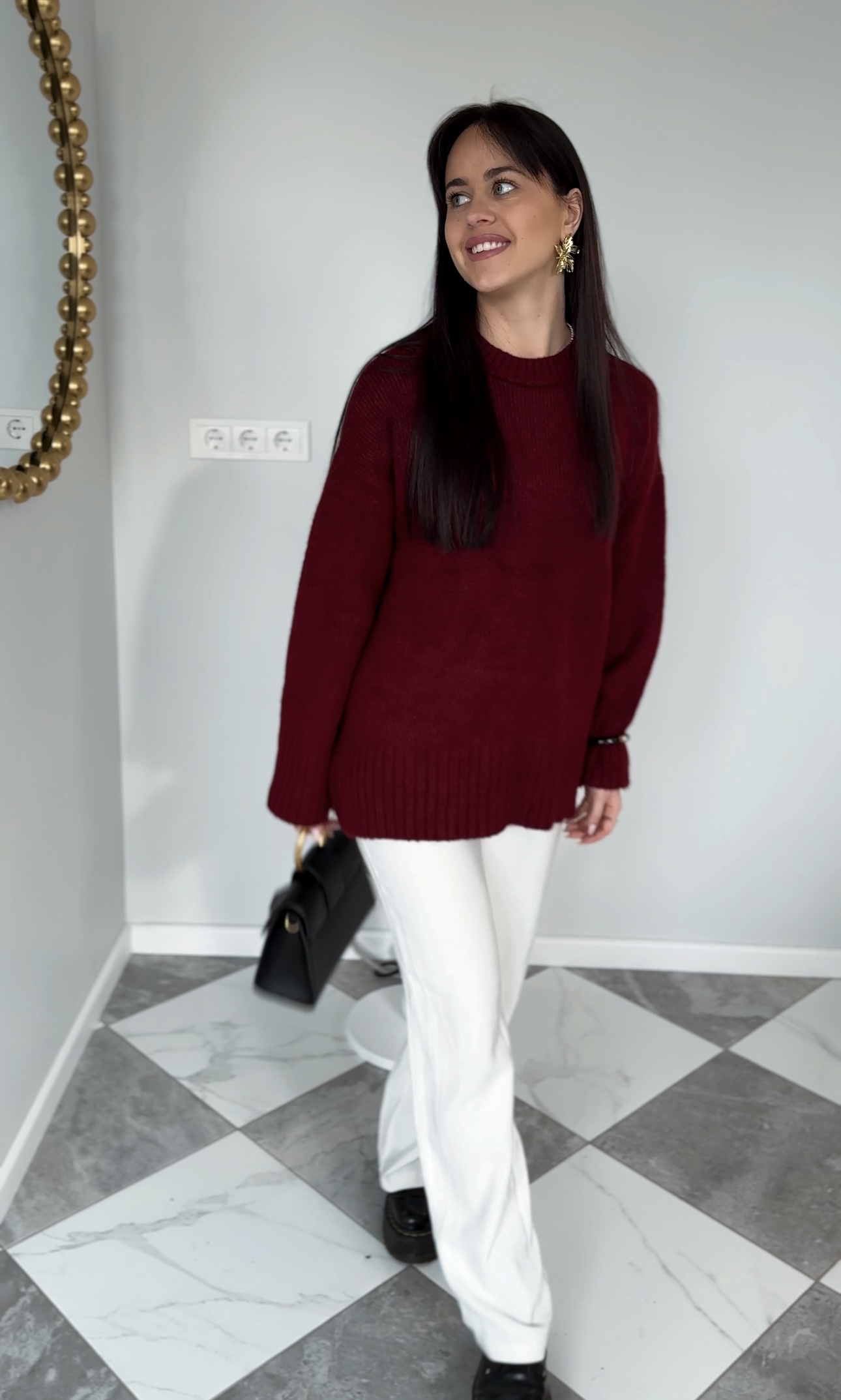 Bordo spalvos megztinis