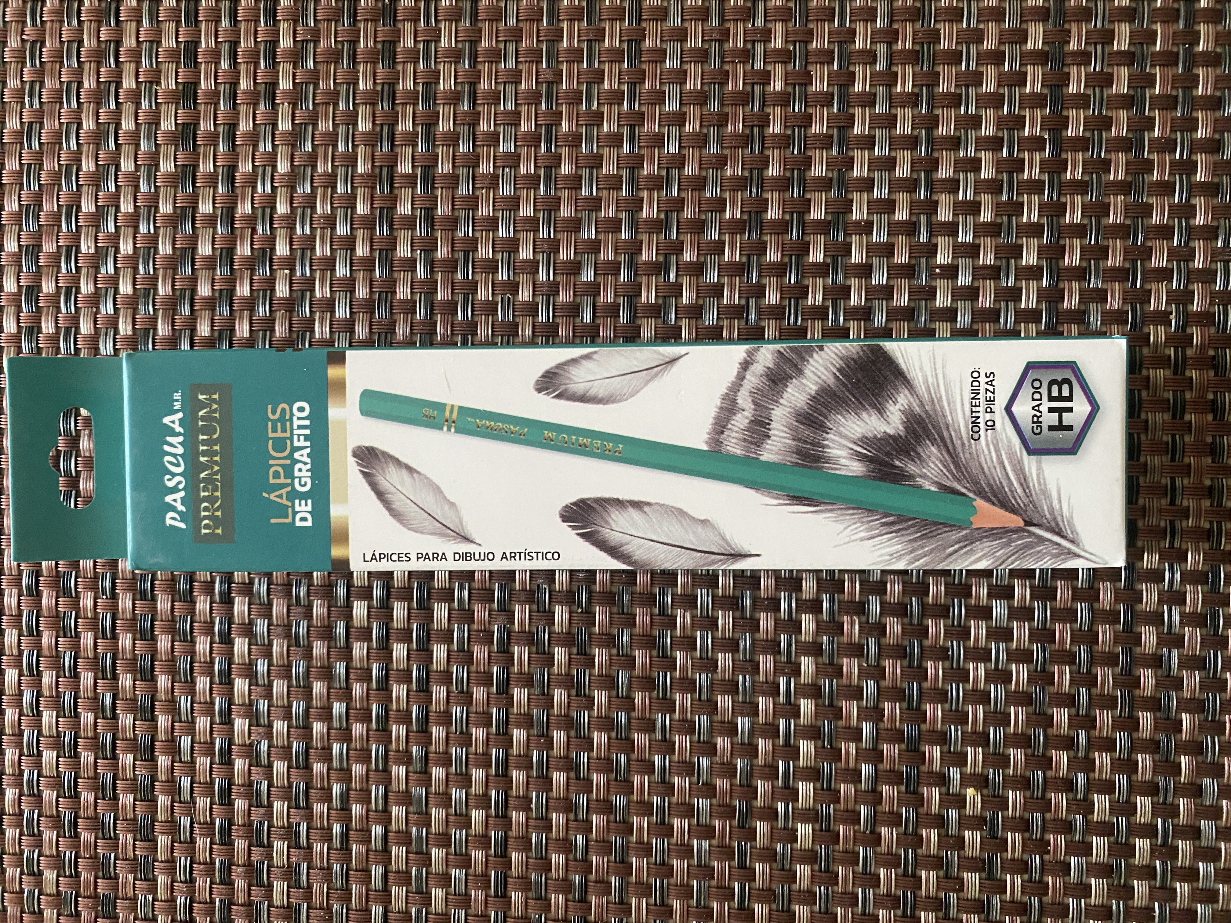 LAPIZ DE GRAFITO HB.   CÓDIGO: 4016