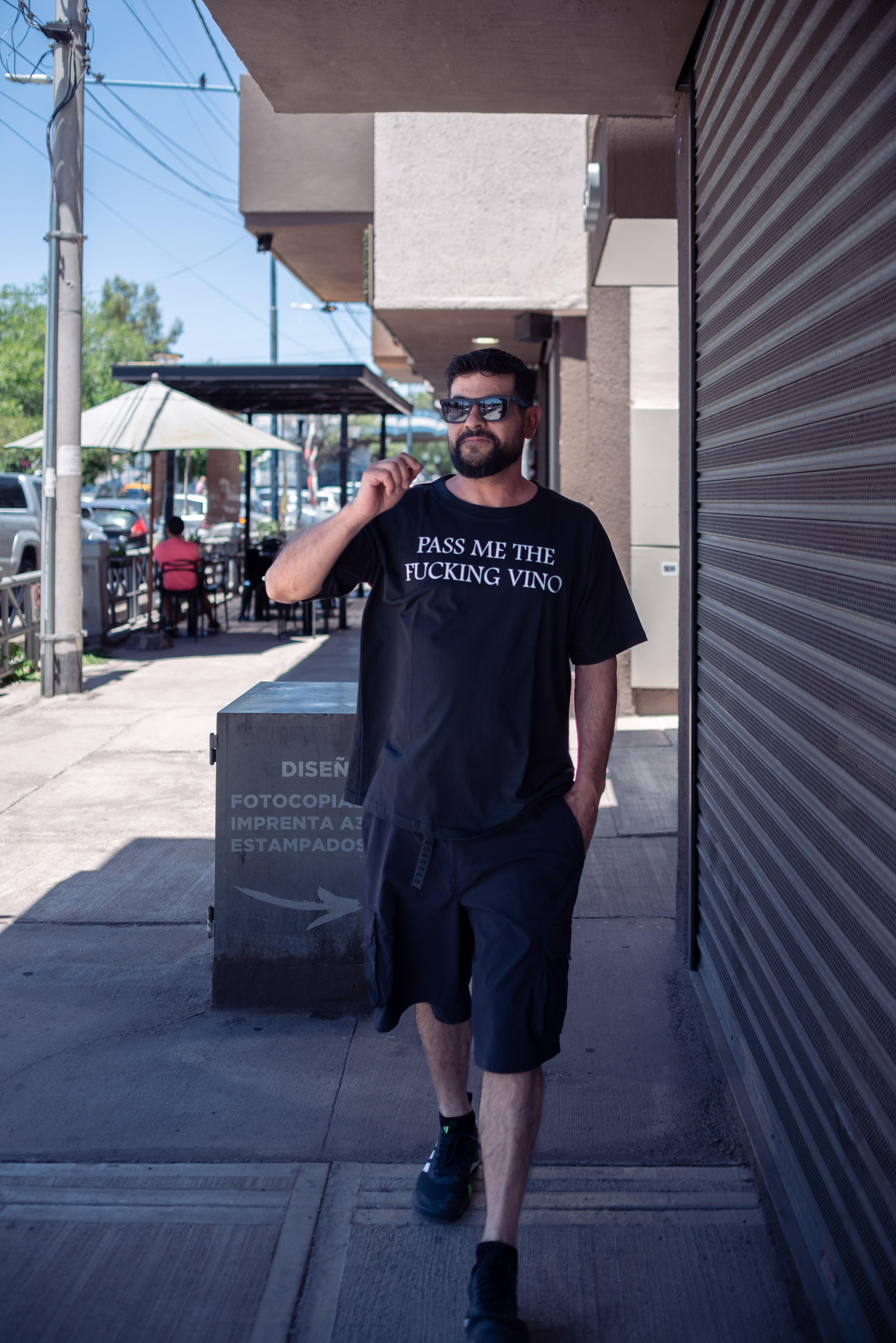 Camiseta negra con frase divertida
