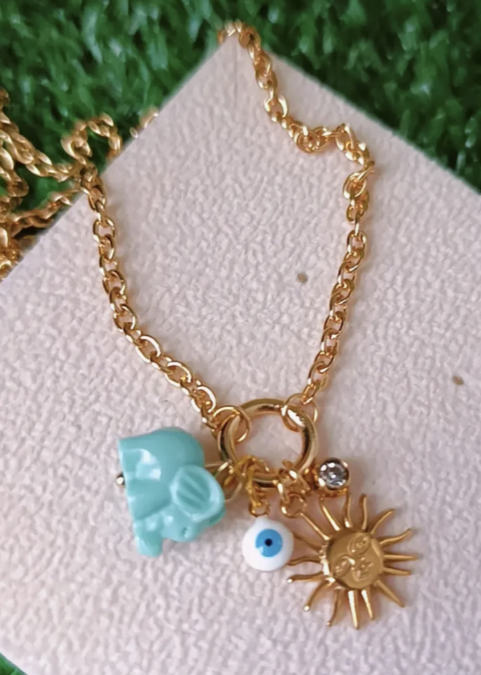 Colar de corrente dourada