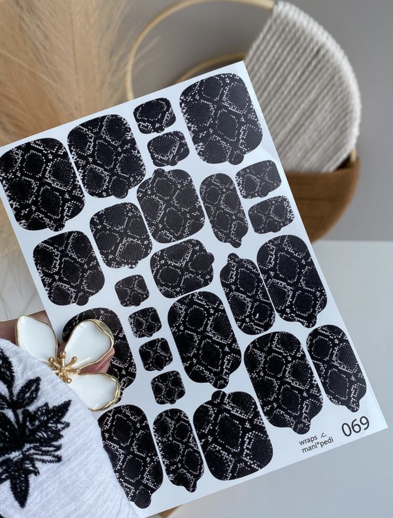 Nagų plėvelių manikiūrui ir pedikiūrui komplektas | 069