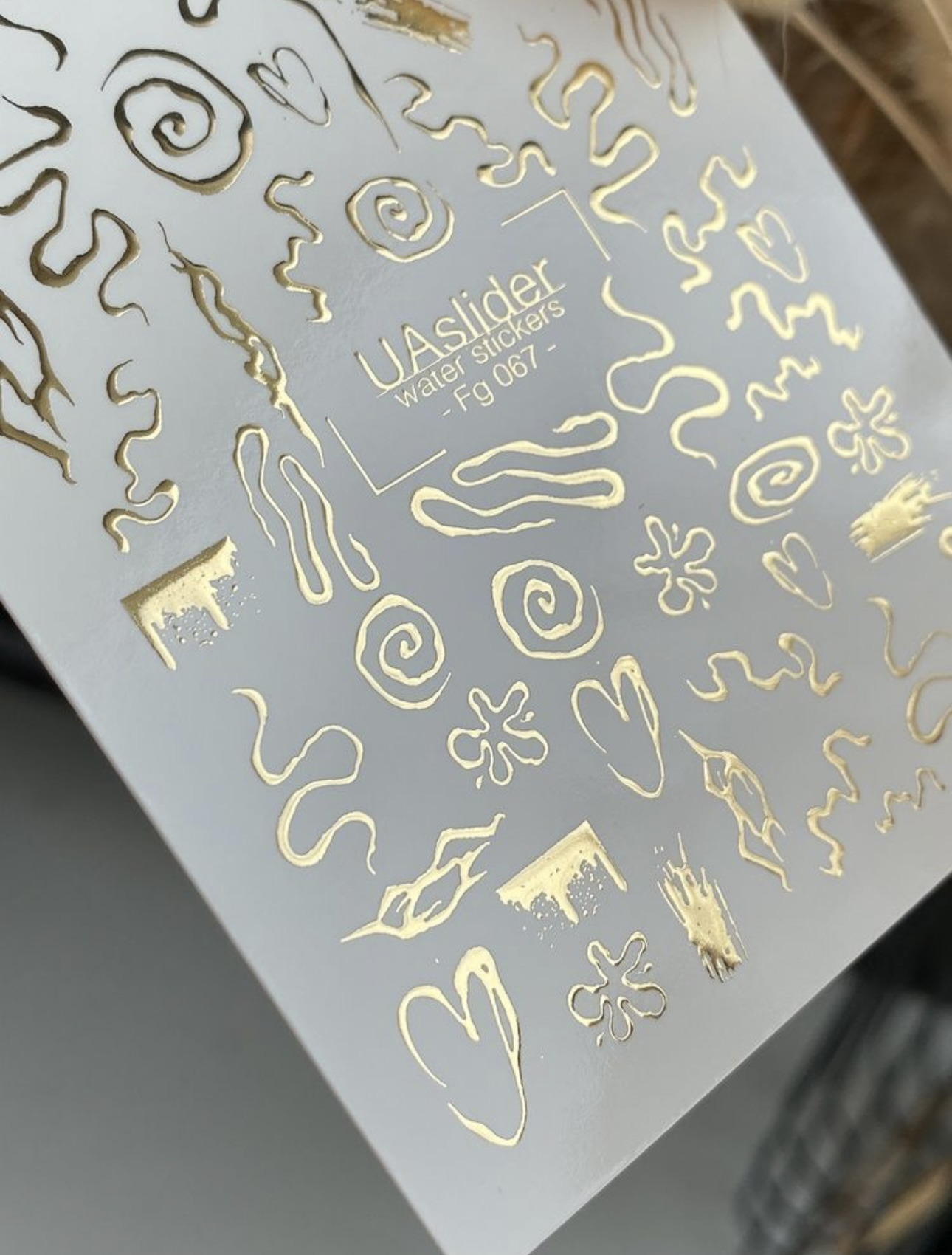 Vandens nagų plėvelės dizainui Fg067