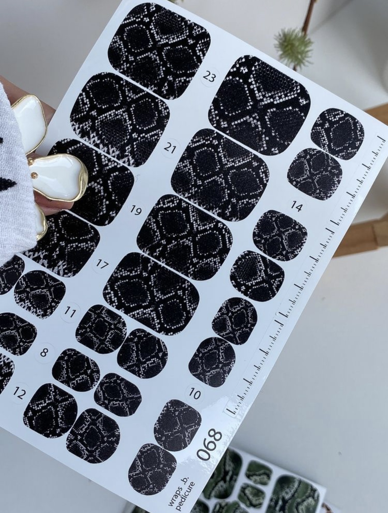 Nagų plėvelės pedikiūrui | 068 