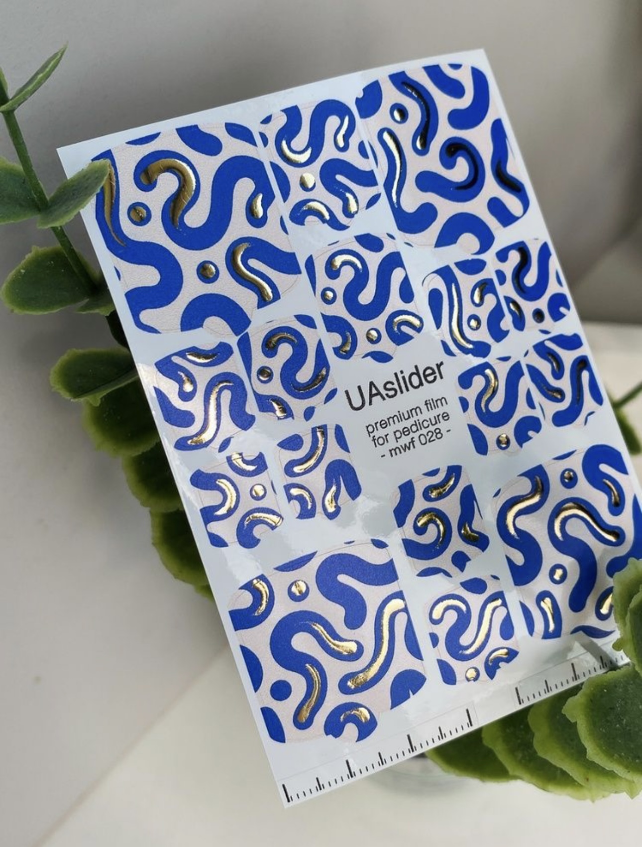 Stilingos nagų plėvelės pedikiūrui